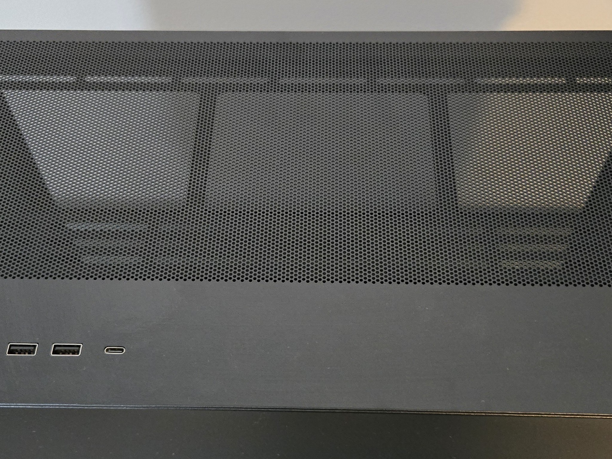 Antec Flux, Barely used, purchased in september 2025.  Black, great condition. All Fans Included