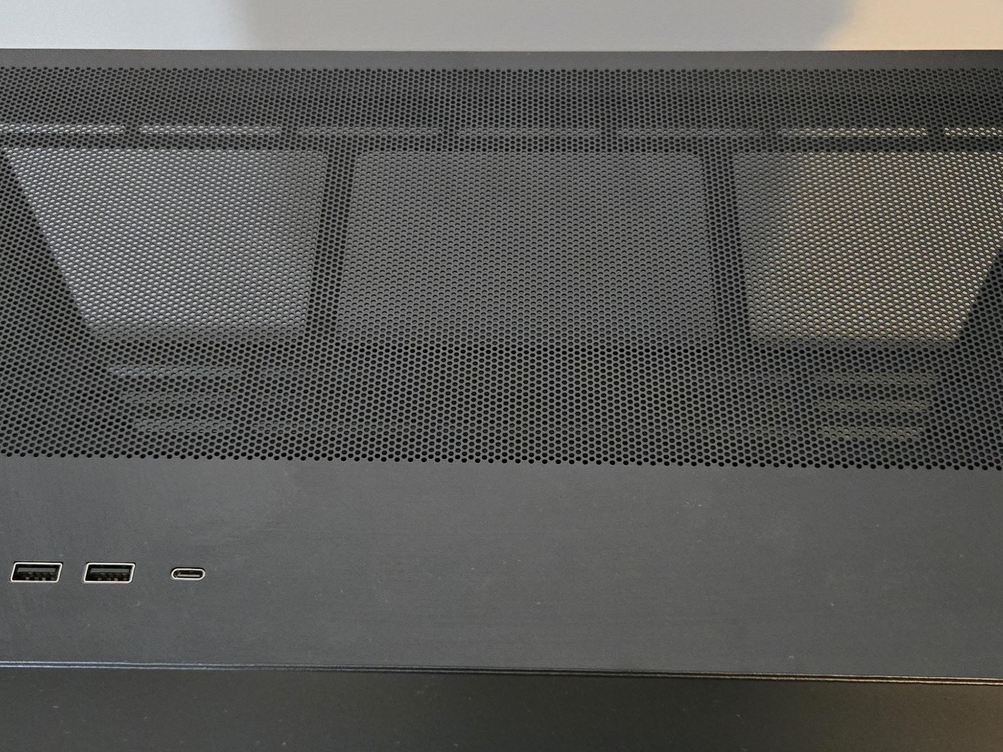 Antec Flux, Barely used, purchased in september 2025.  Black, great condition. All Fans Included