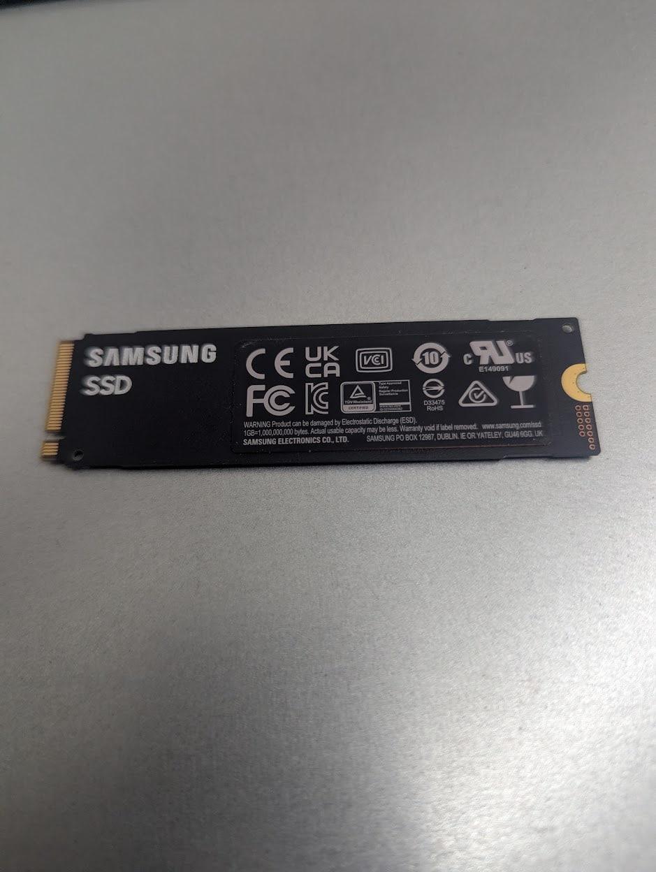 🌌 Samsung 970 EVO Plus 2TB NVMe M.2 SSD, model MZ-V7S2T0