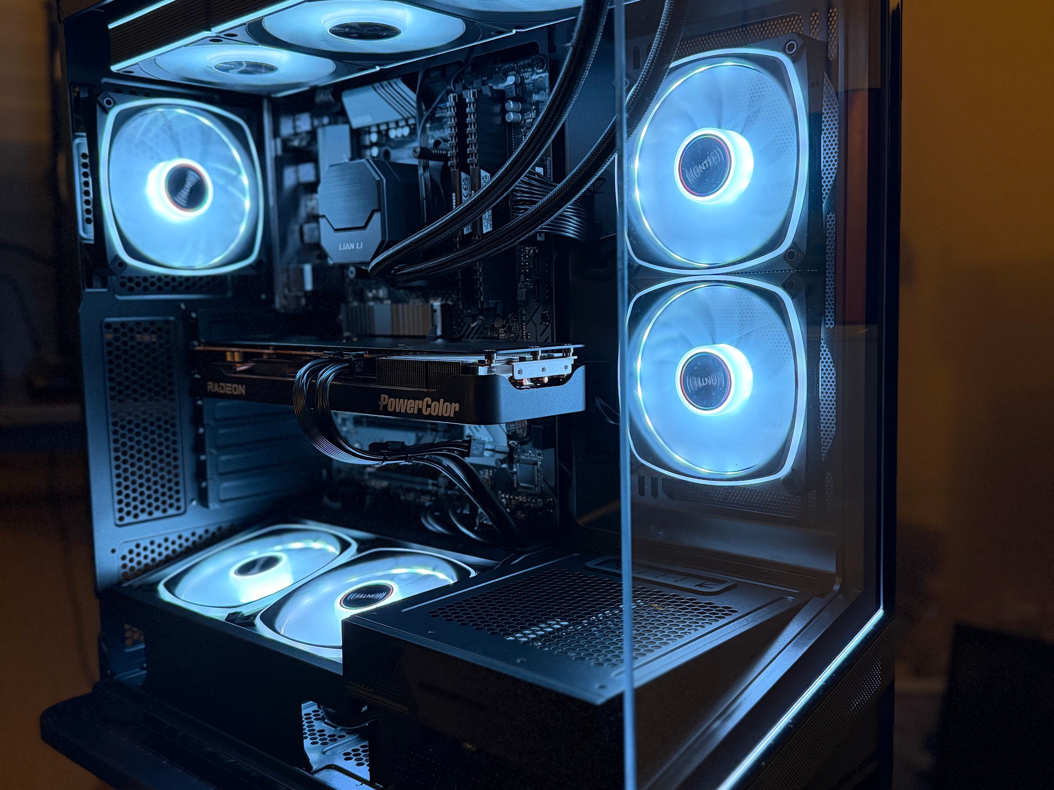 ❄️ GLACIER | RX 9070 GRE 12GB • Ryzen 7 5800X • 32GB • WiFi 6 • 360mm AIO