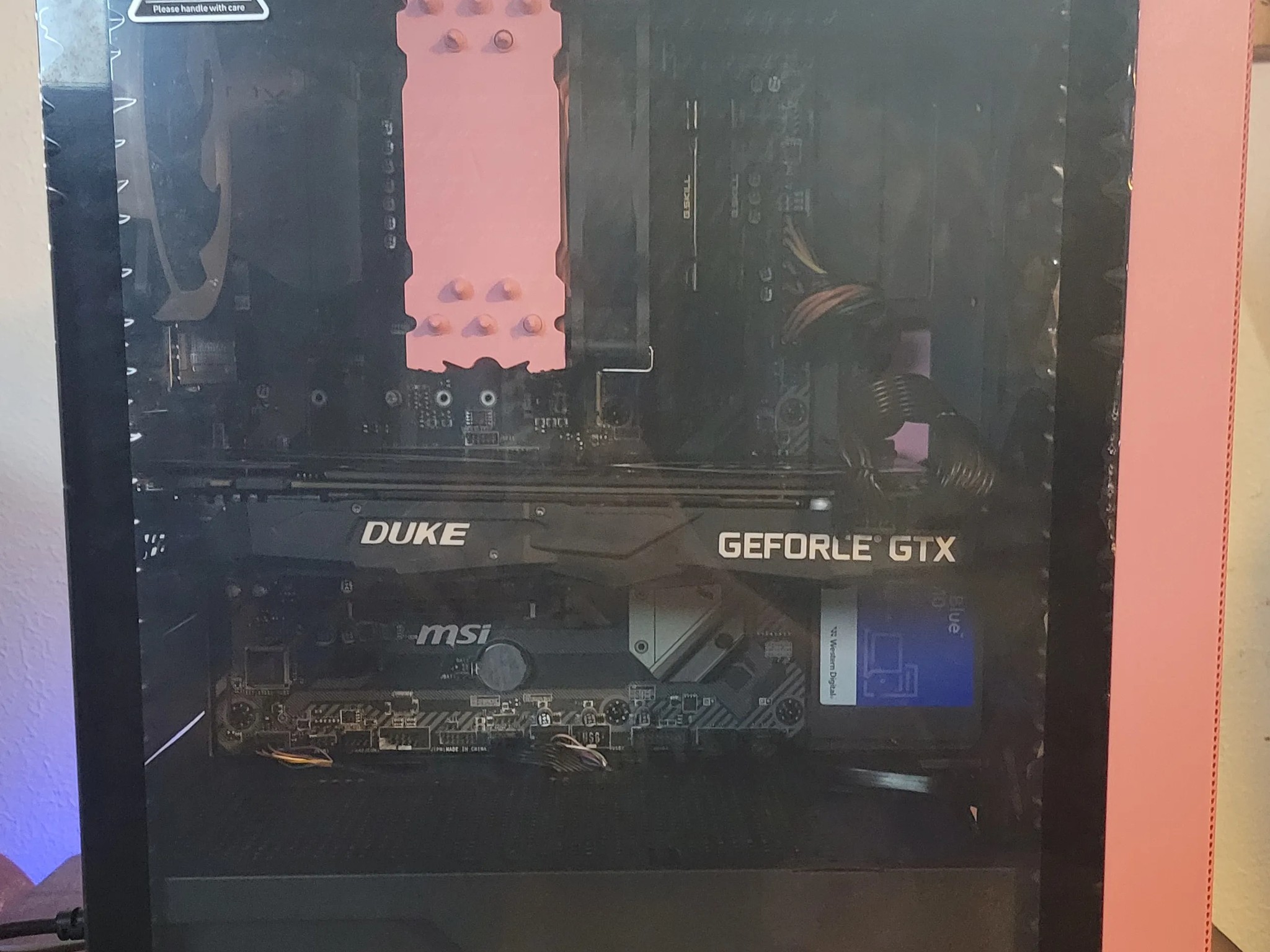 Ryzen 5 3600 || GTX 1080 Duke || 16GB 3600mhz || 2TB WD SSD