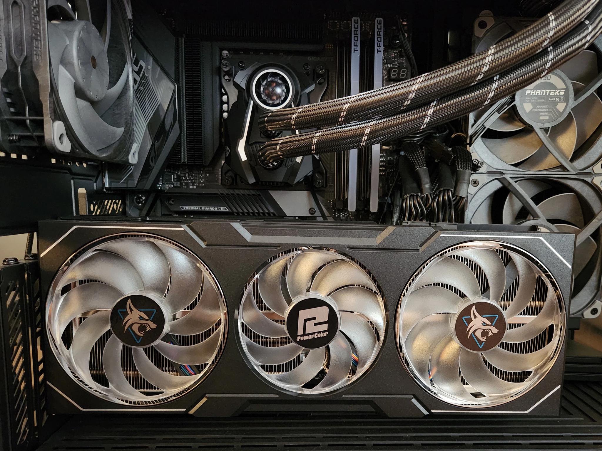 RX 7900 XTX PowerColor Hellhound