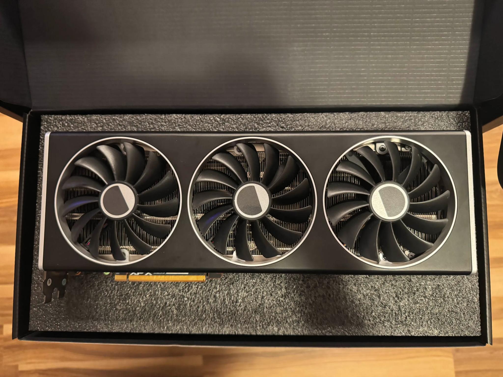 XFX Speedster MERC310 AMD Radeon RX 7900XTX