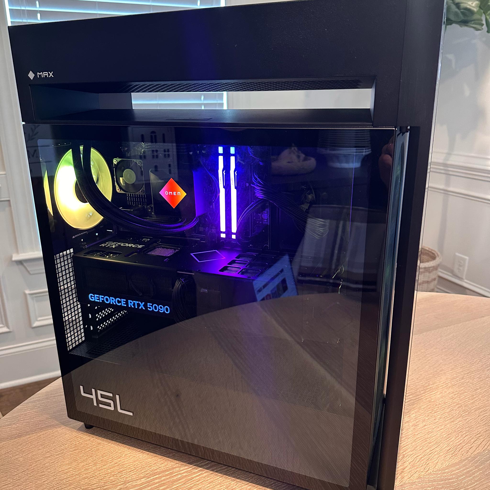 Brand New HP Omen 45L Ryzen 9950X3D, RTX 5090, 32GB, 1TB M2, 1200W