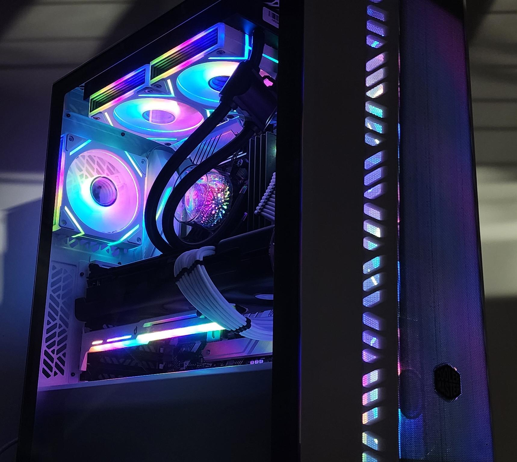 Gaming PC Ryzen 7 5700X 16GB RAM 1TB SSD RX 6800 16GB Windows 11 Computer