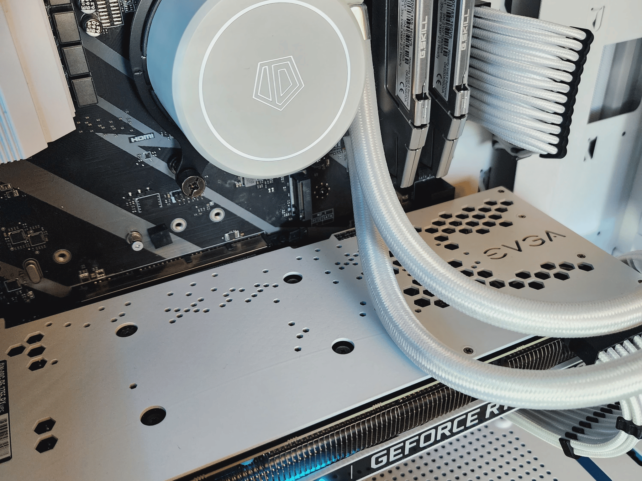 🤍🔹️🤍 AMD Ryzen 9 3900X 12-Core // EVGA GeForce RTX 3070 8GB // GSkill 32GB 3200MHz