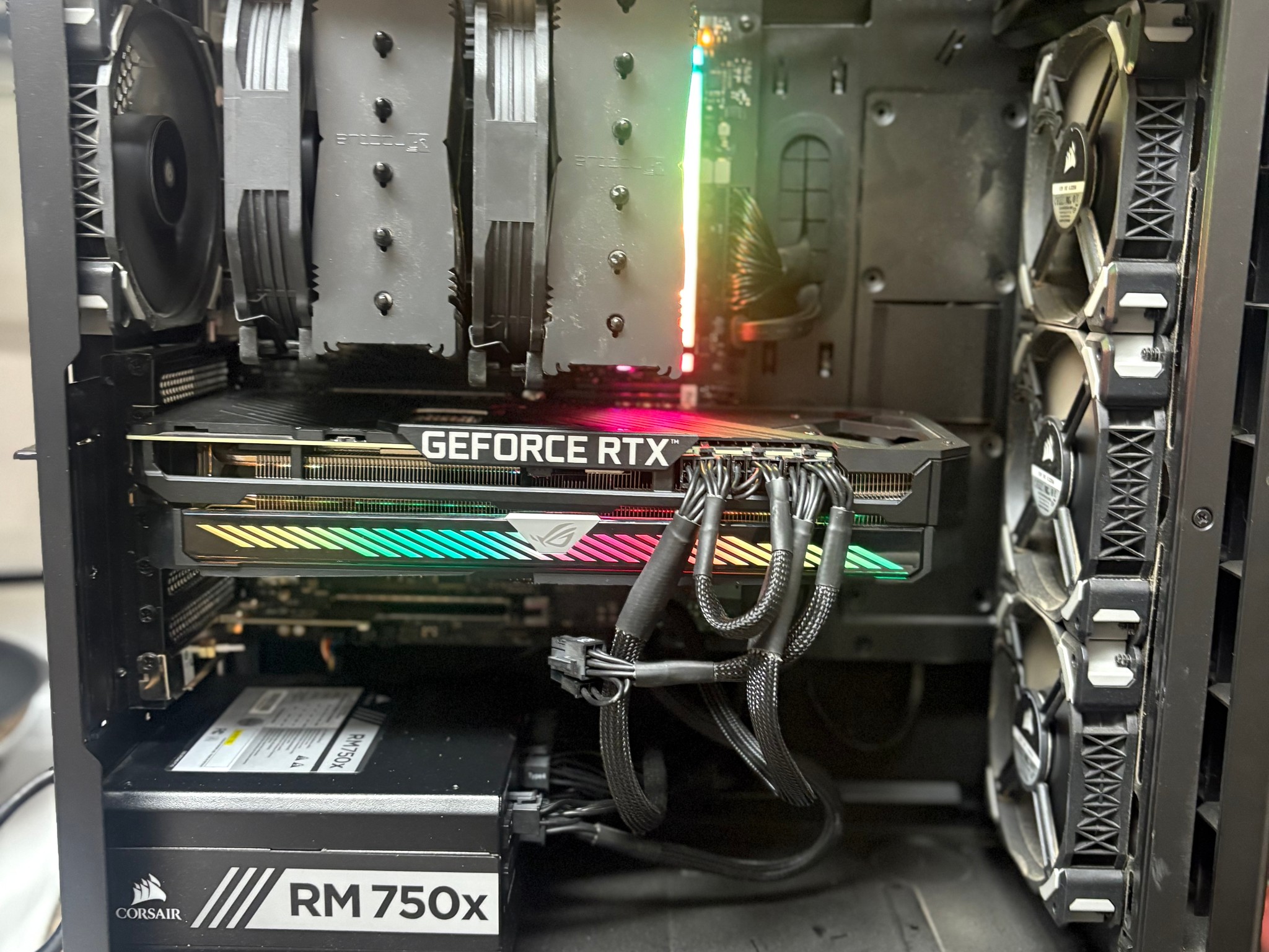 GAMING PC / RTX 3080 / R7 5800X / 32GB DDR4 3200MHz / 500GB M.2 SSD