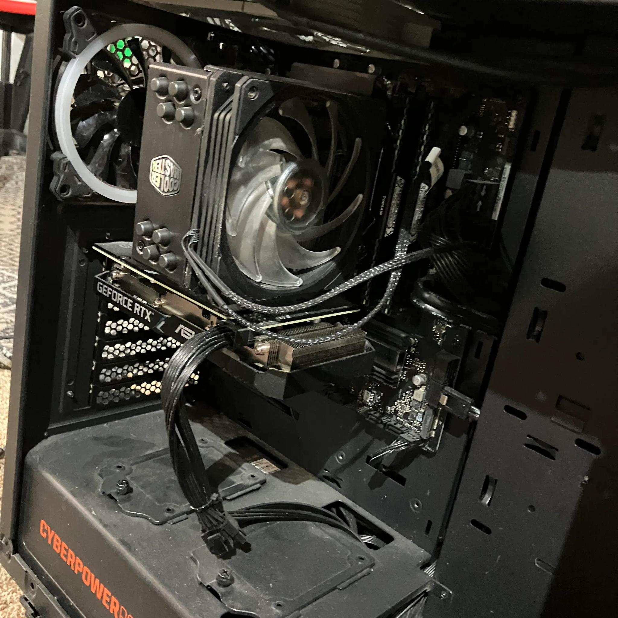 ASUS RTX 3060 12GB | Core i5-11600KF Overclocked | 32 GB DDR4 RAM | 500 GB SSD + 1 TB HDD |