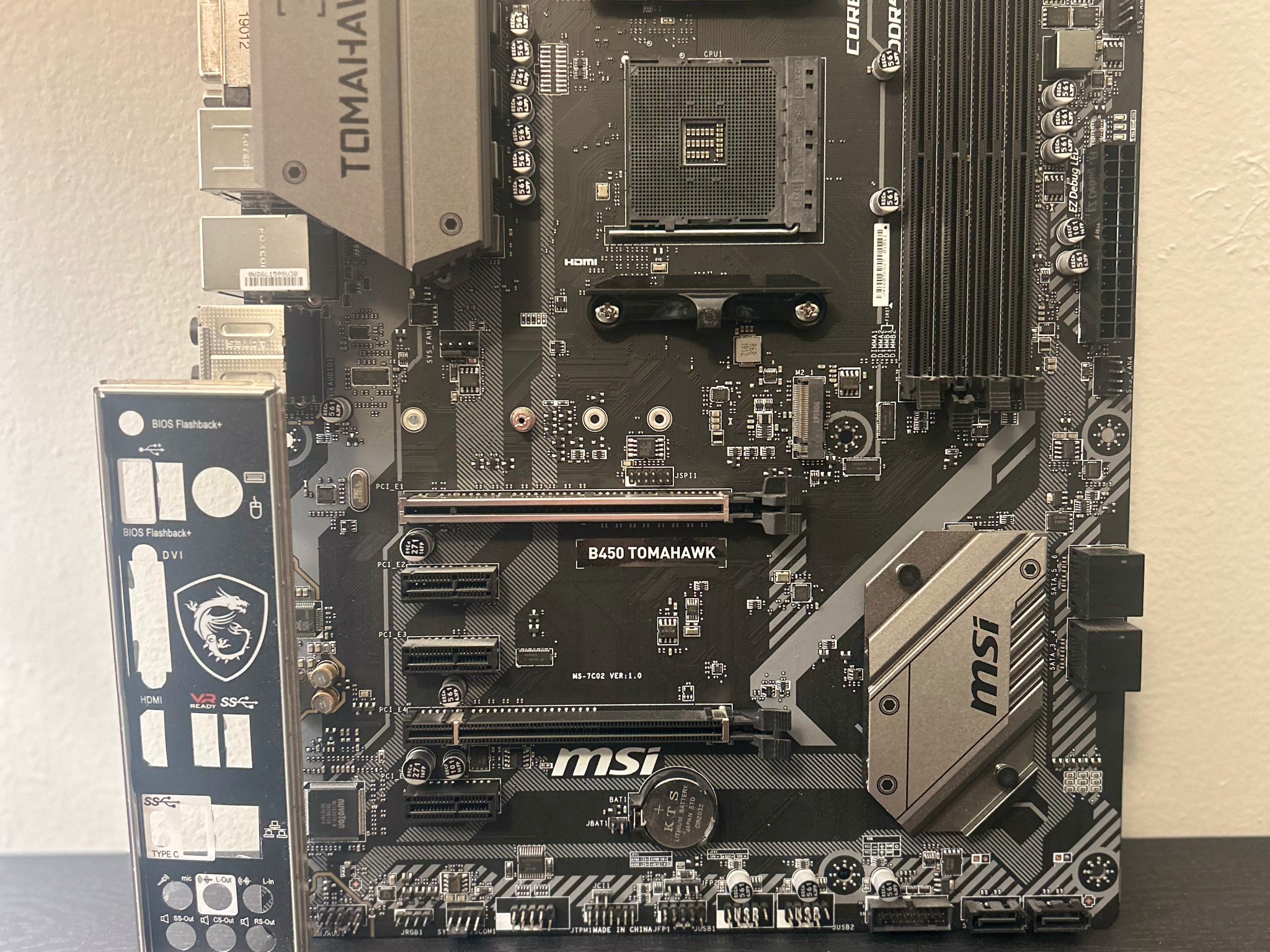 MSI B450 TOMAHAWK
