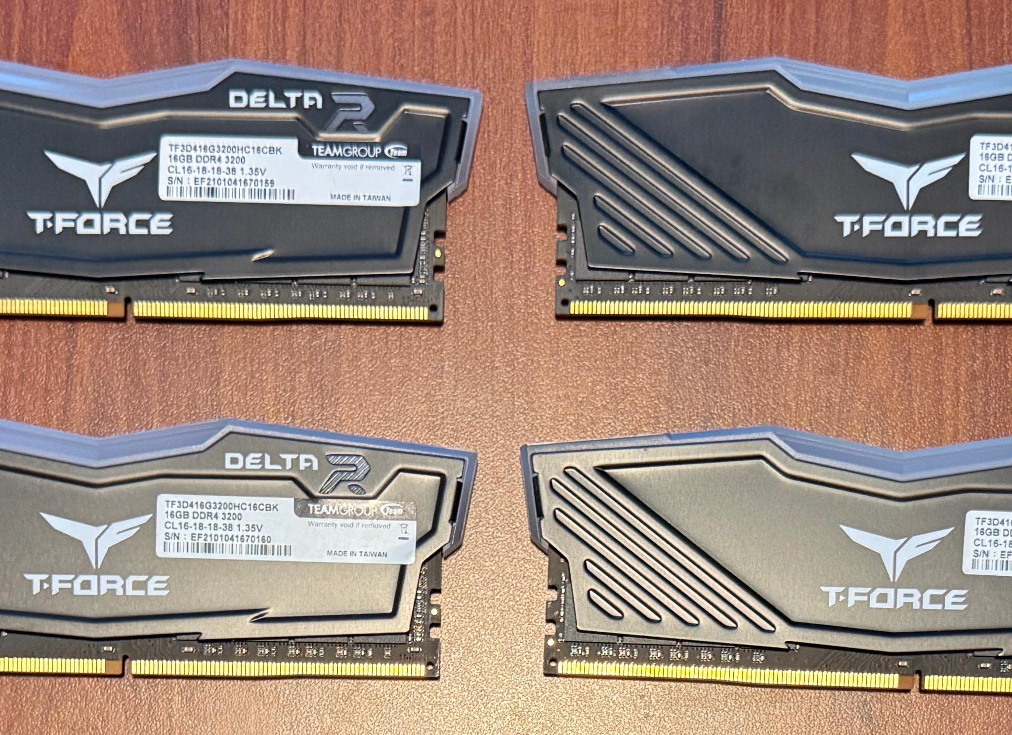 TeamGroup T-Force Delta RGB DDR4-3200 64GB (4x16GB) CL16-18-18-38