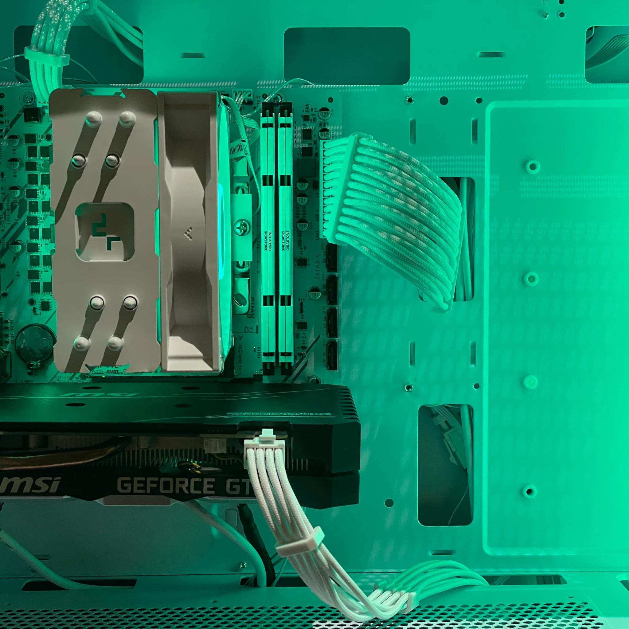 🔥White Value Gaming PC - GTX 1660 SUPER | Ryzen 5 | 16GB RAM | 1TB SSD | RGB 🔥