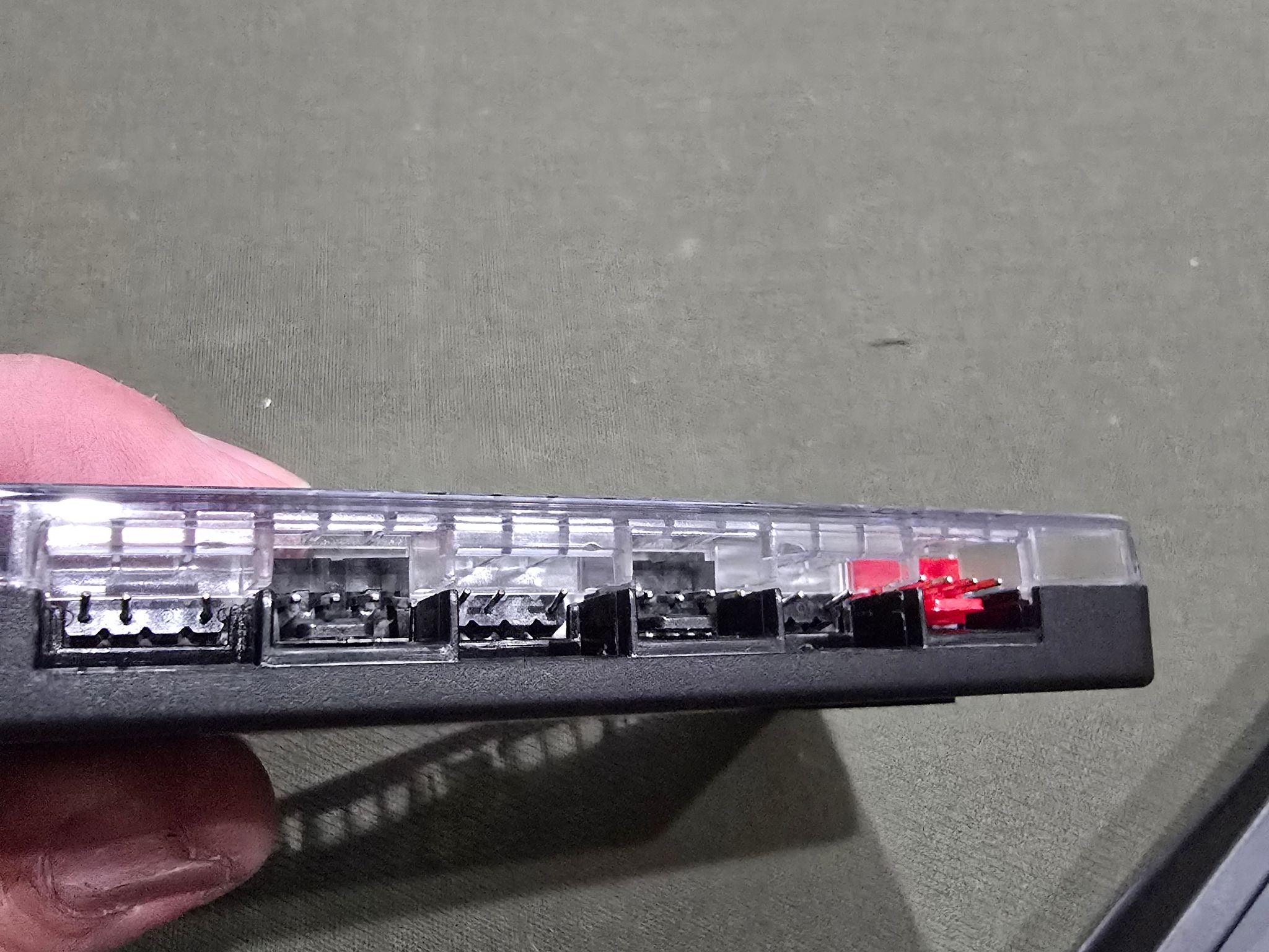 Cooler Master MasterFan 6 PWM 6 ARGB Hub * USED *