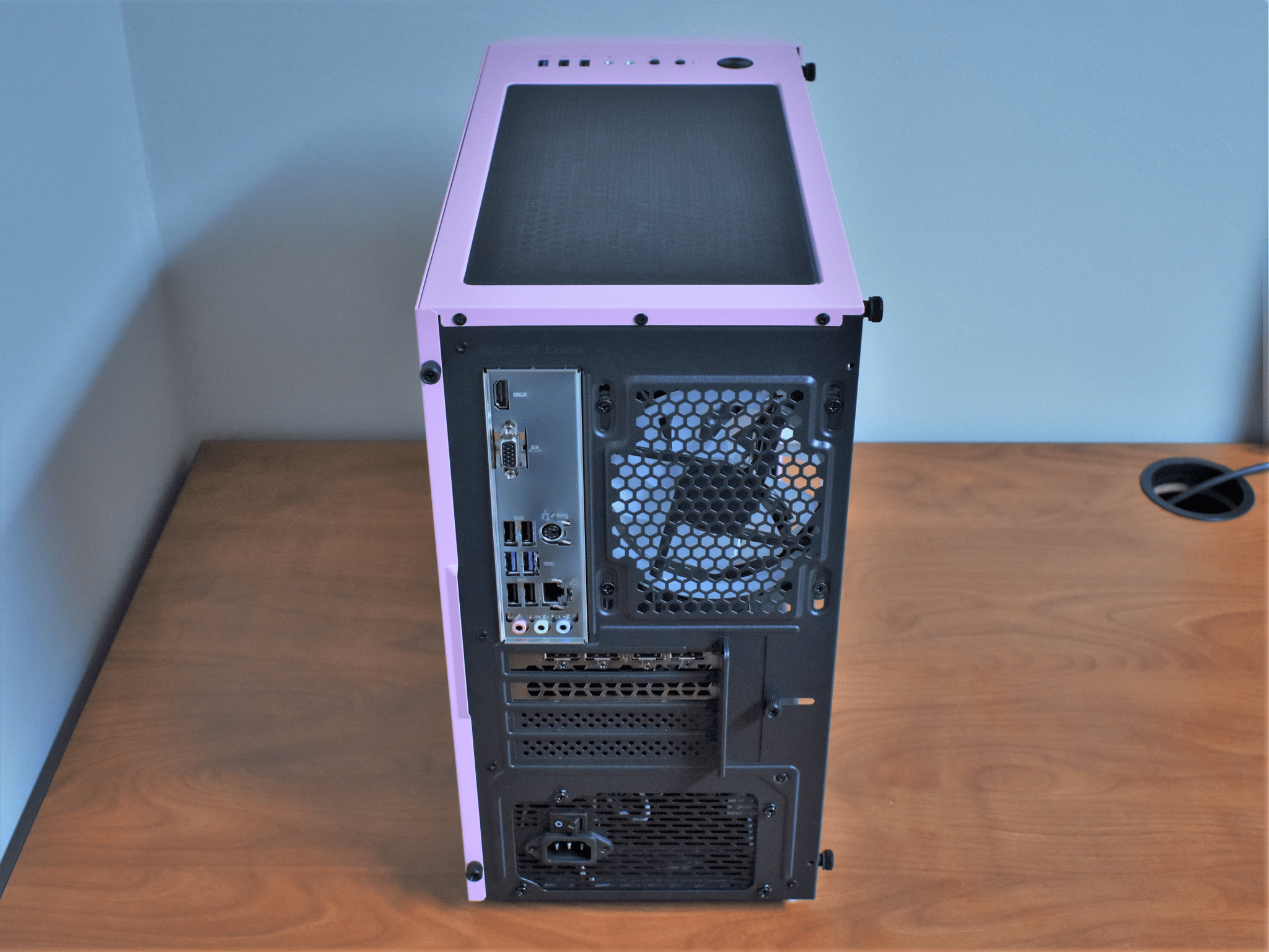 BA Gaming Rigs Tier 1 1080p Gaming PC (Pink), Brand New!!