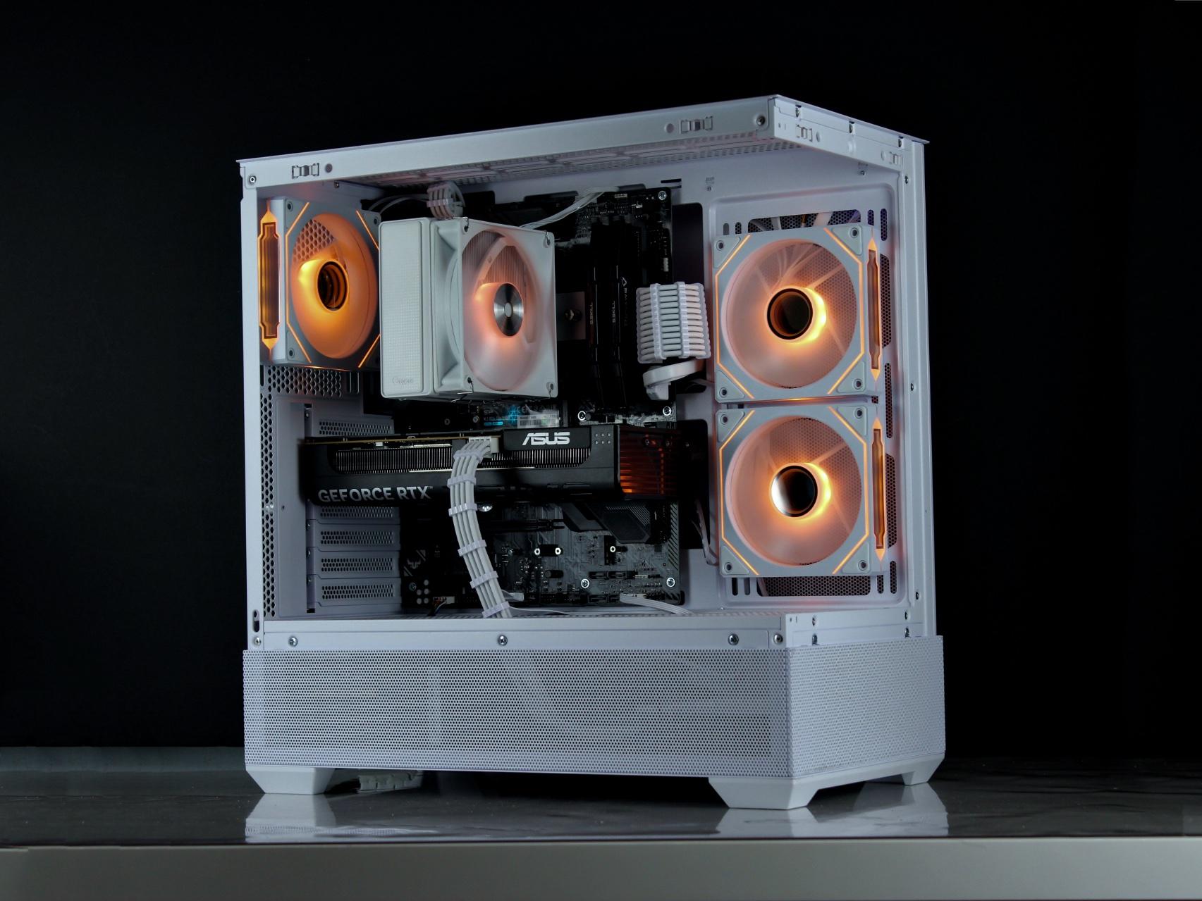 Powerful White Gaming PC – RTX 5060, Ryzen 5 5600X, 32GB, 1TB SSD - RGB, WiFi, BlueTooth