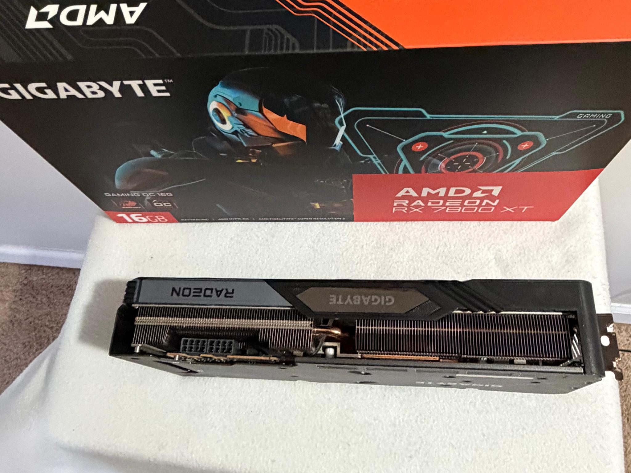 Gigabyte Radeon RX 7800 XT GAMING OC 16G