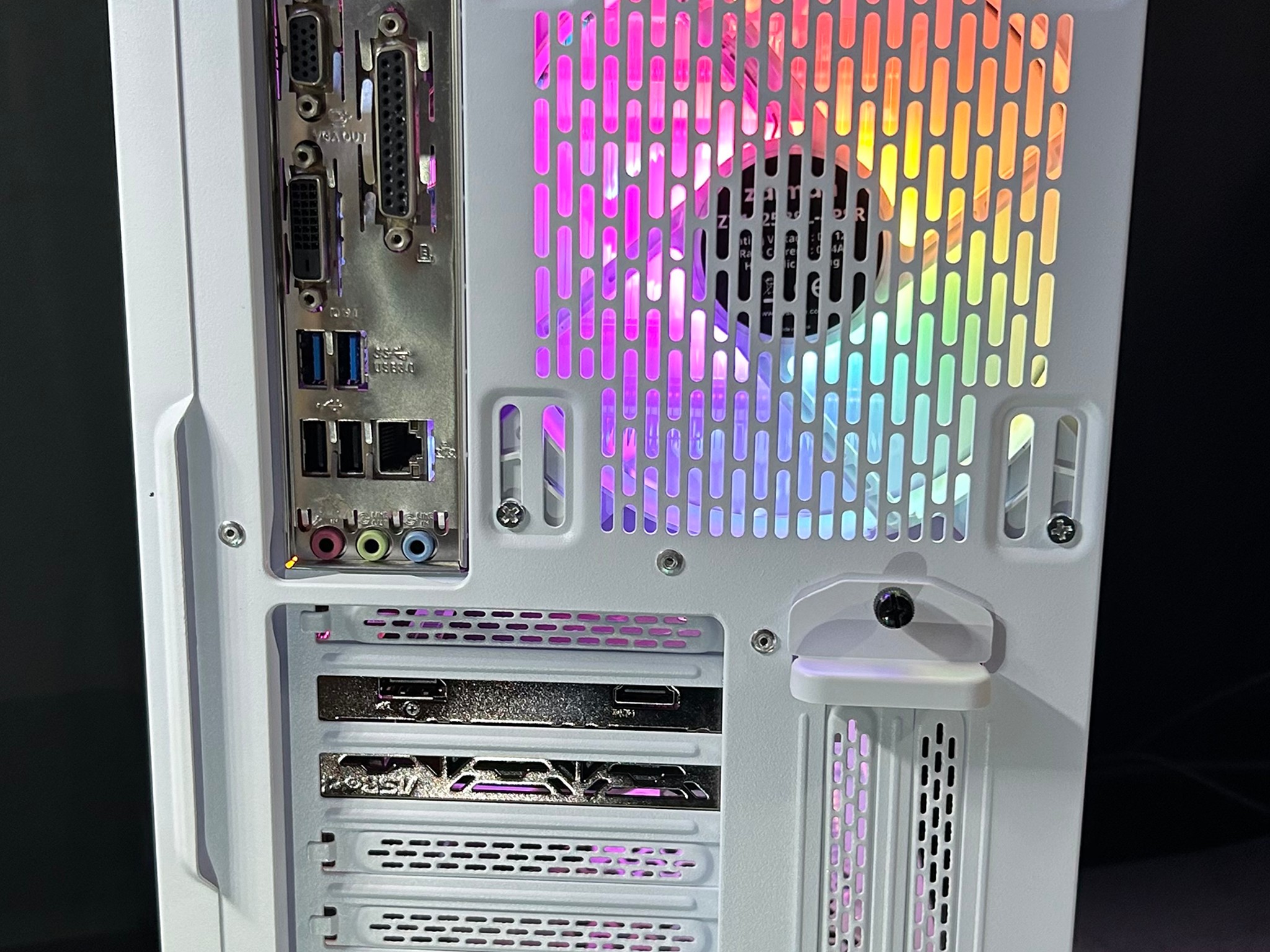 🤍 White RGB Gaming pc