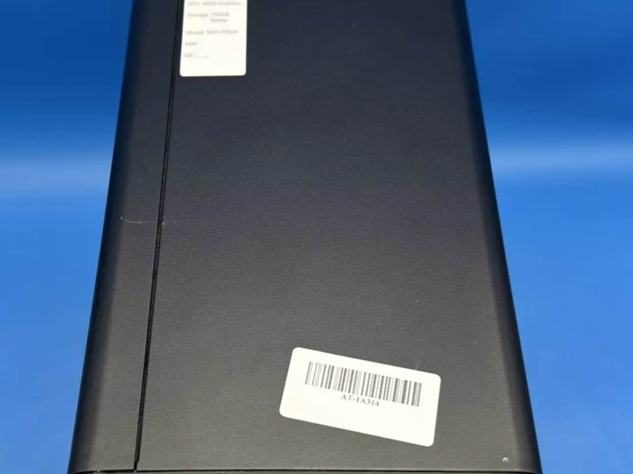 HP M01-F0024 Ryzen 5 3400G 12GB 256GB SSD AMD Graphics Win11 Pro Desktop