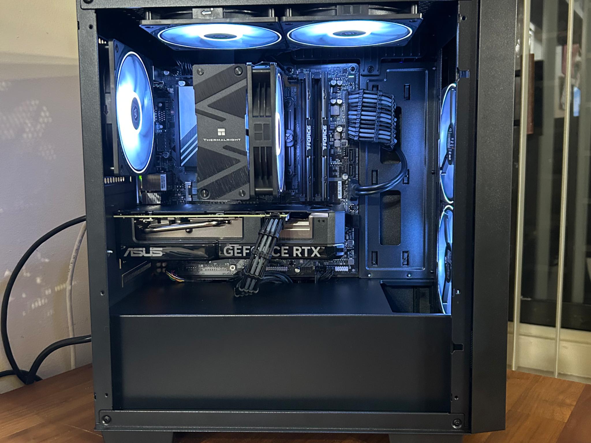 RTX 4070 12GB | Intel i5 13400F | 32GB DDR5 | 1TB SSD | The Stalker RTX