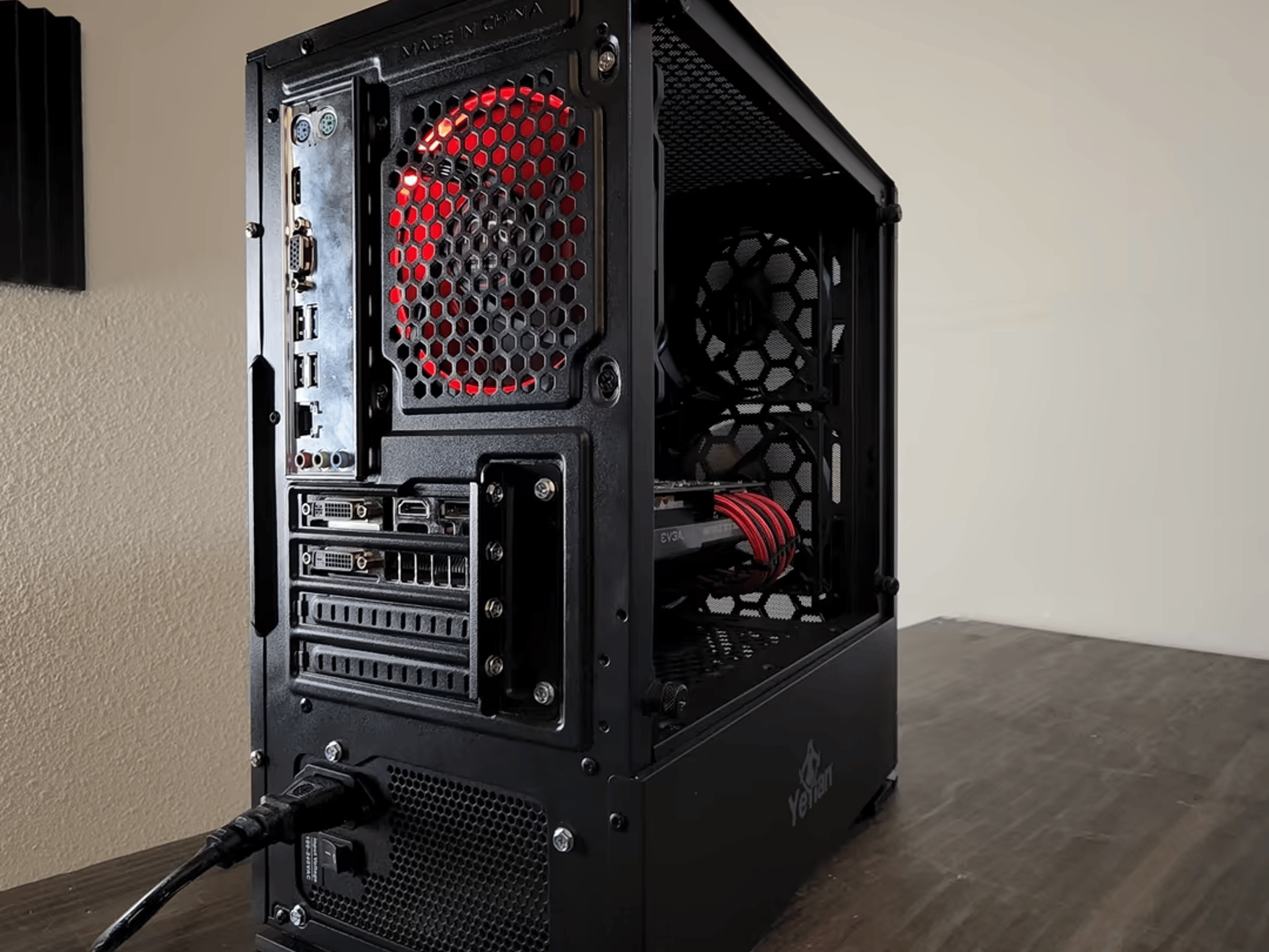 Intel Core i7 4770 // EVGA GeForce GTX 760 2G // GSkill Ripjaws 8GB