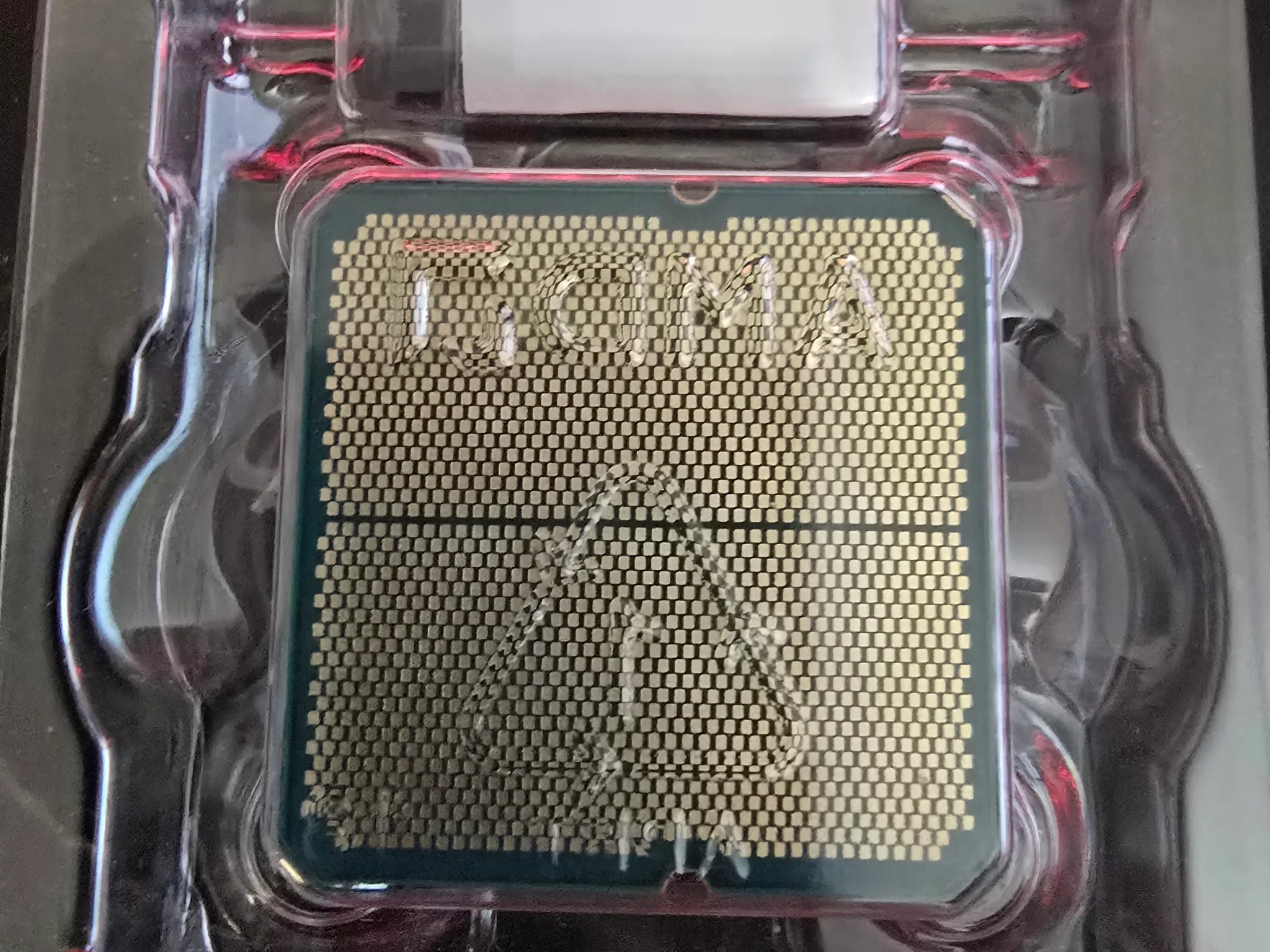 AMD Ryzen 5 7600 6-Core, 12-Thread Unlocked Desktop Processor