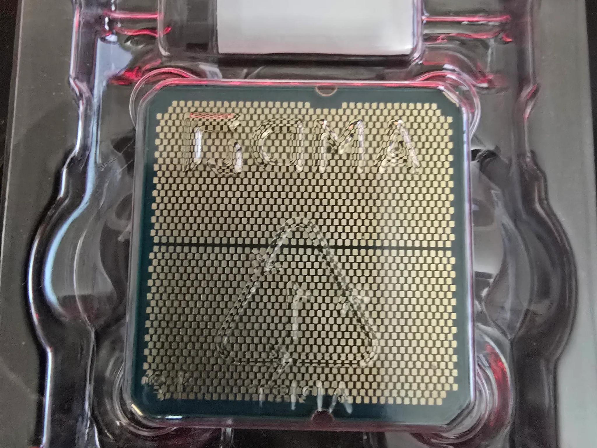 AMD Ryzen 5 7600 6-Core, 12-Thread Unlocked Desktop Processor