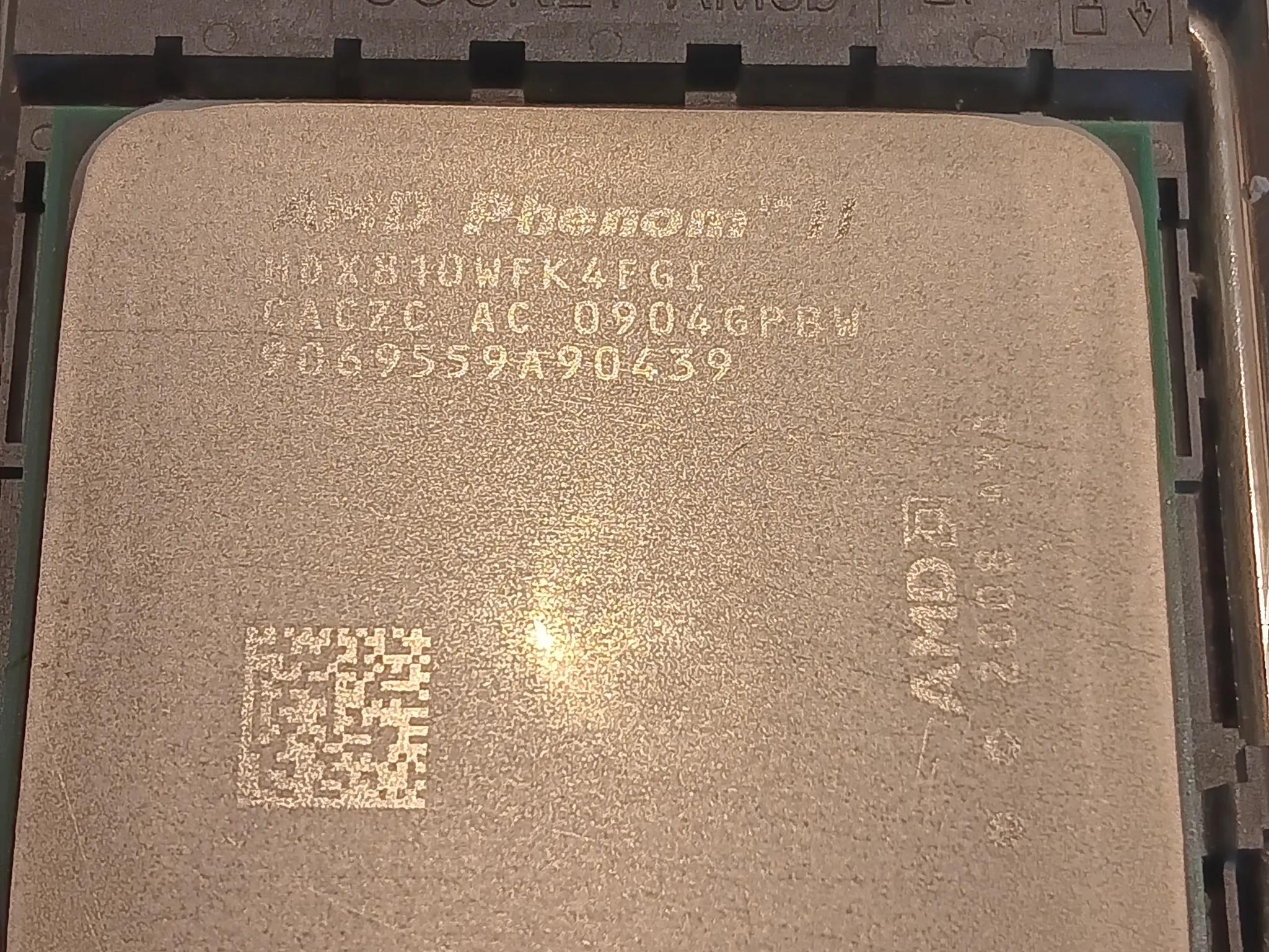 ASUS M5A97 EVO MB Phenom II X4 810 CPU