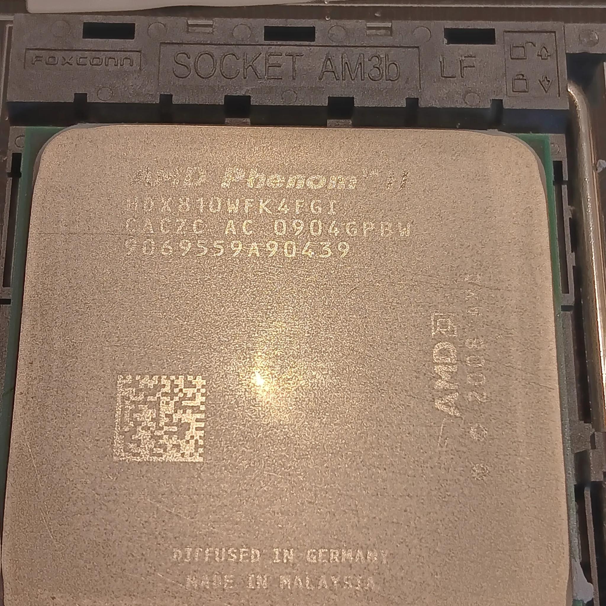 ASUS M5A97 EVO MB Phenom II X4 810 CPU