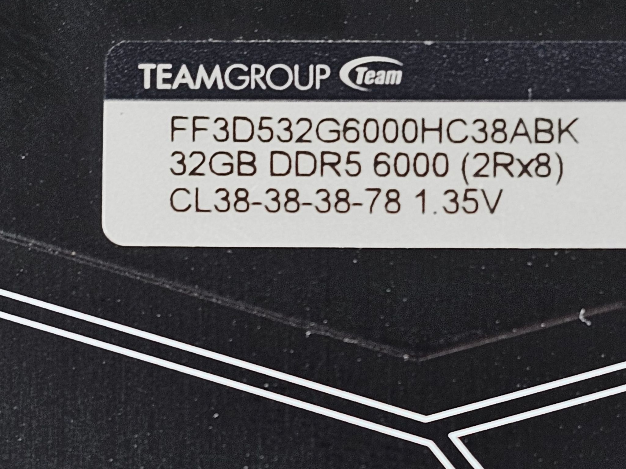 64GB DDR5 (2x32GB) CL38 6000MT/s TeamGroup T-Force Delta RGB