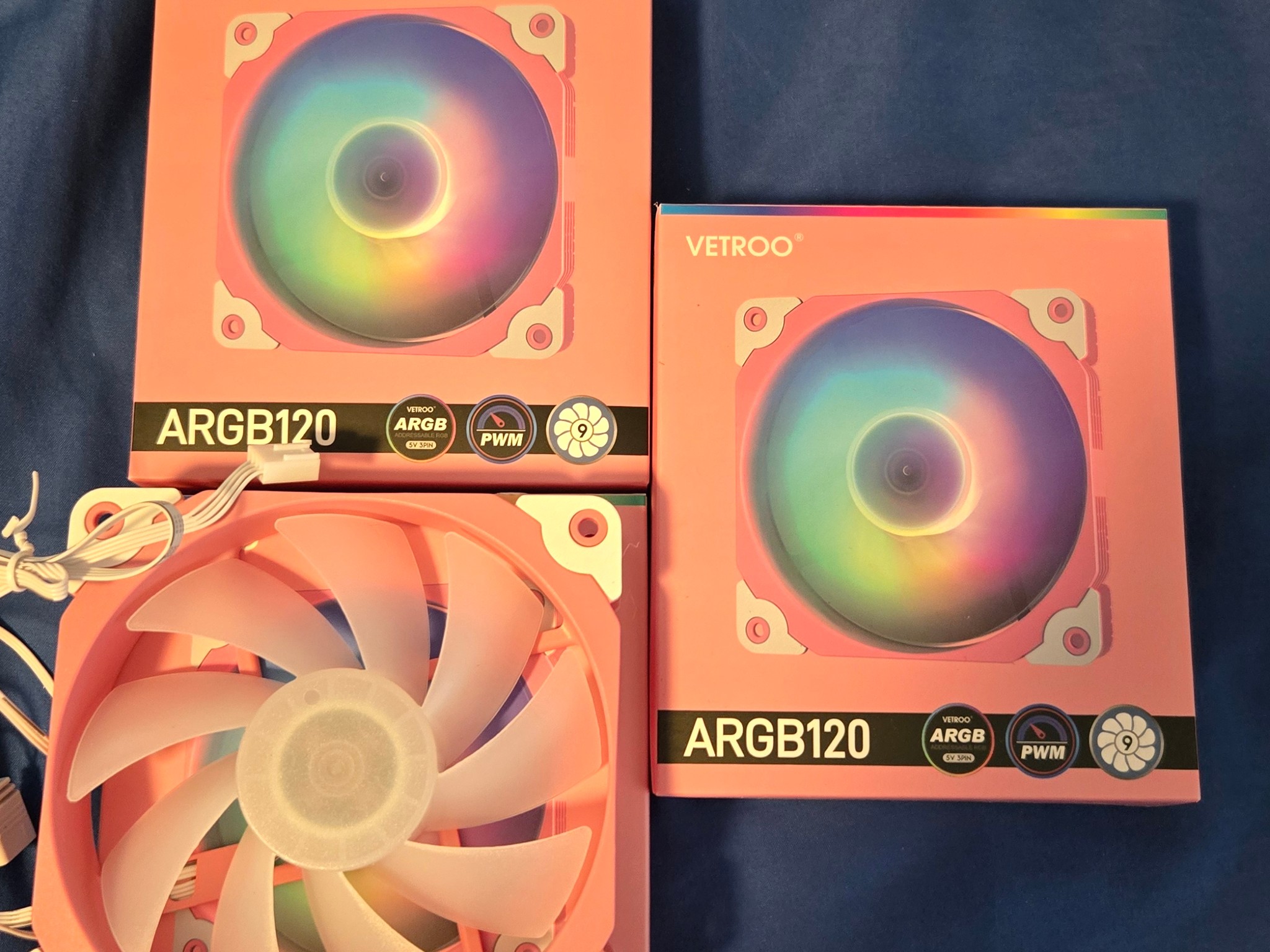 Vetroo Pink ARGB PWM Fans (3)
