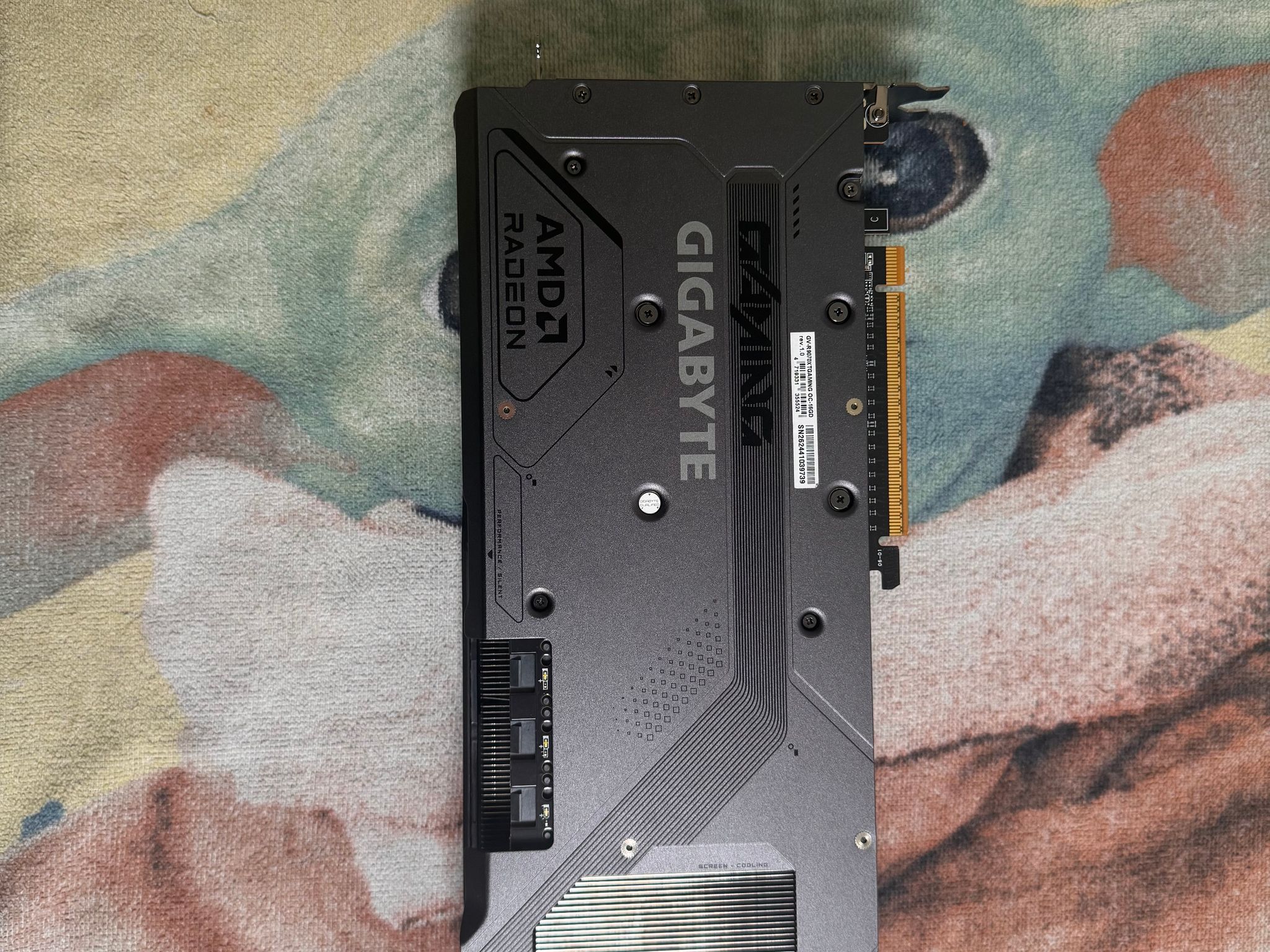 GIGABYTE RX 9070 XT GAMING OC 16G
