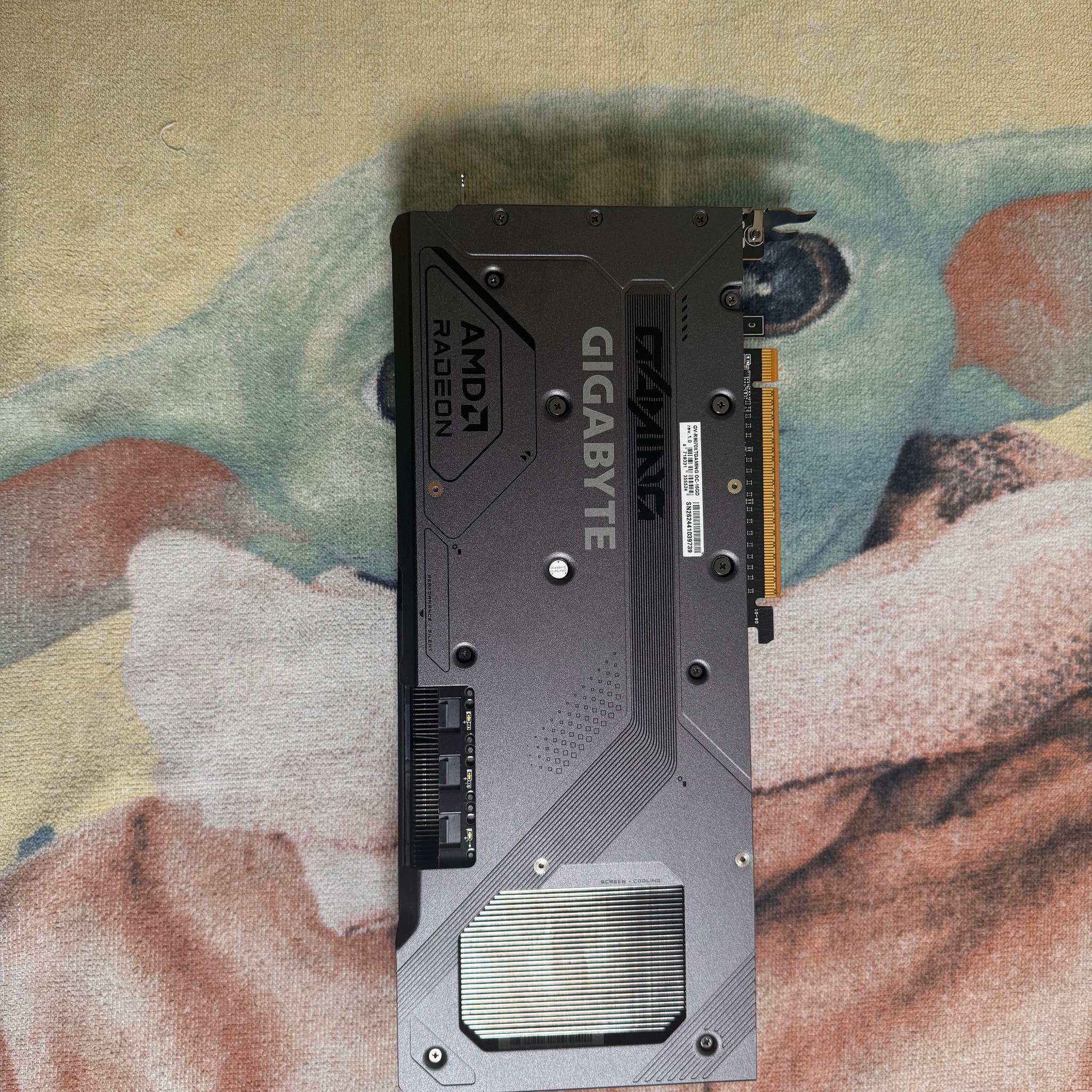 GIGABYTE RX 9070 XT GAMING OC 16G