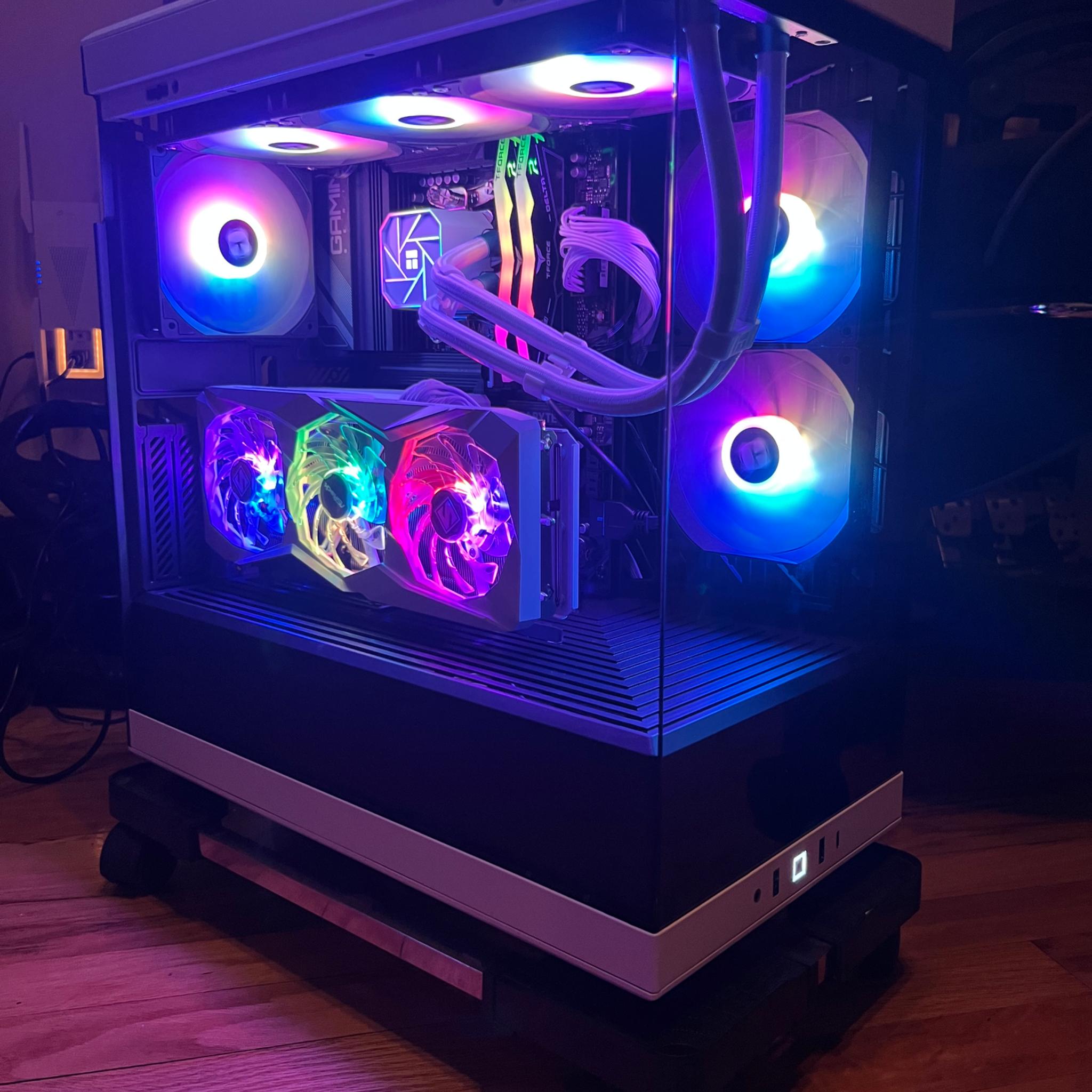 Panda [Ryzen 5 7600X/Radeon 7600XT/2TB NVMe/850W PSU/Win 11 Pro]