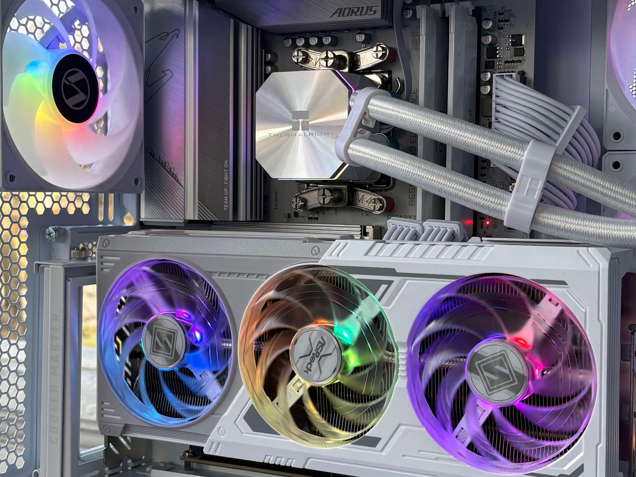 Black Cat Customs – Arctic Fang | Ryzen 7 7700X + 9070XT ❄️ FREE GAME WITH PURCHASE