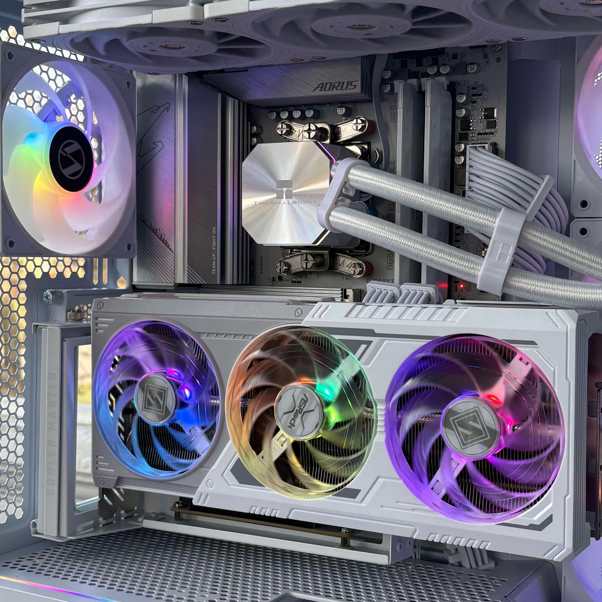 Black Cat Customs – Arctic Fang | Ryzen 7 7700X + 9070XT ❄️ FREE GAME WITH PURCHASE
