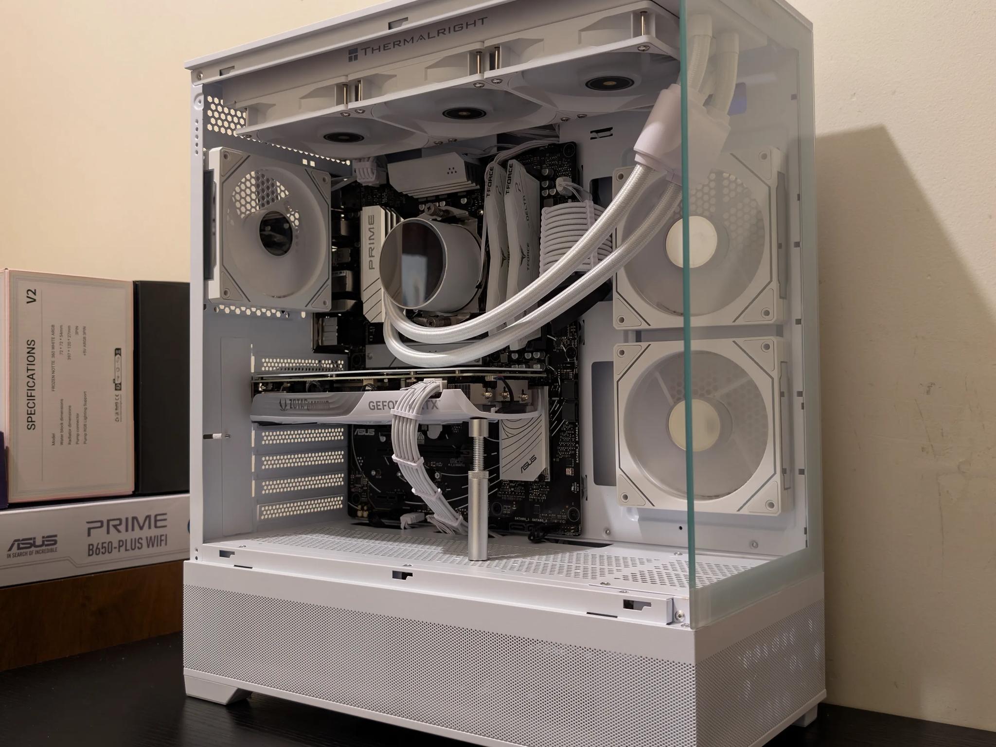 🦢4K Gaming Beast | RTX 4070 Super | Ryzen 7 7700 | 1TB SSD | 32GB RAM | WiFi 6 & Bluetooth🦢