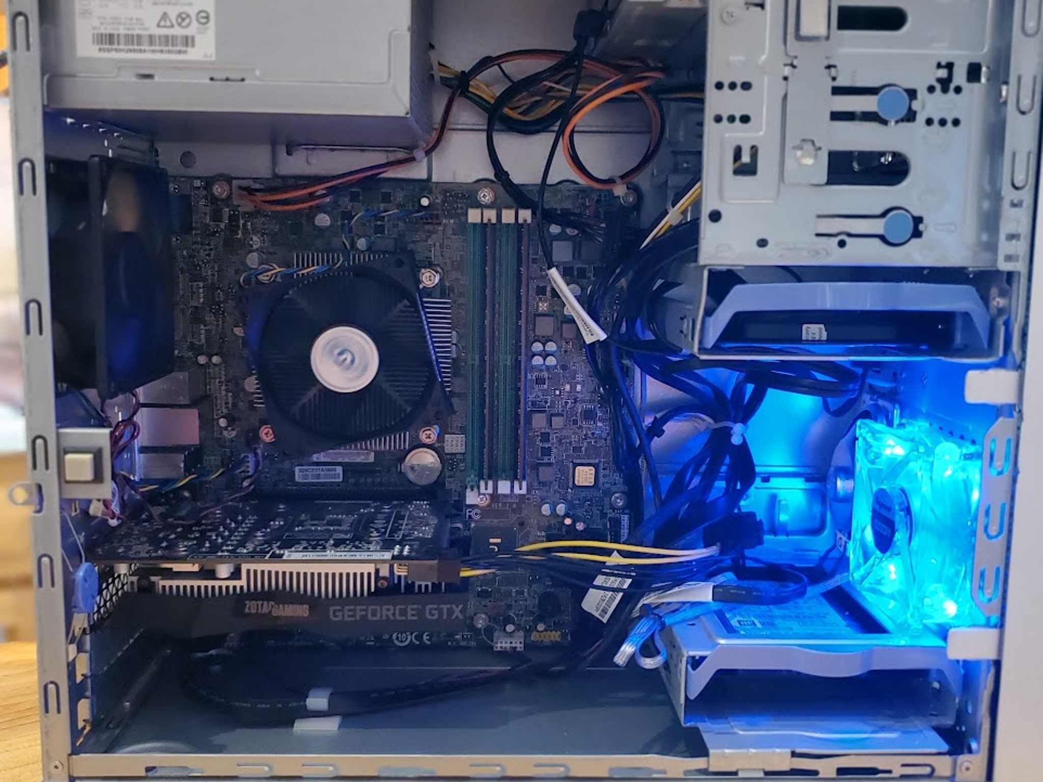 GTX 1650 Super | I7-6700 Equivalent Xeon Processor