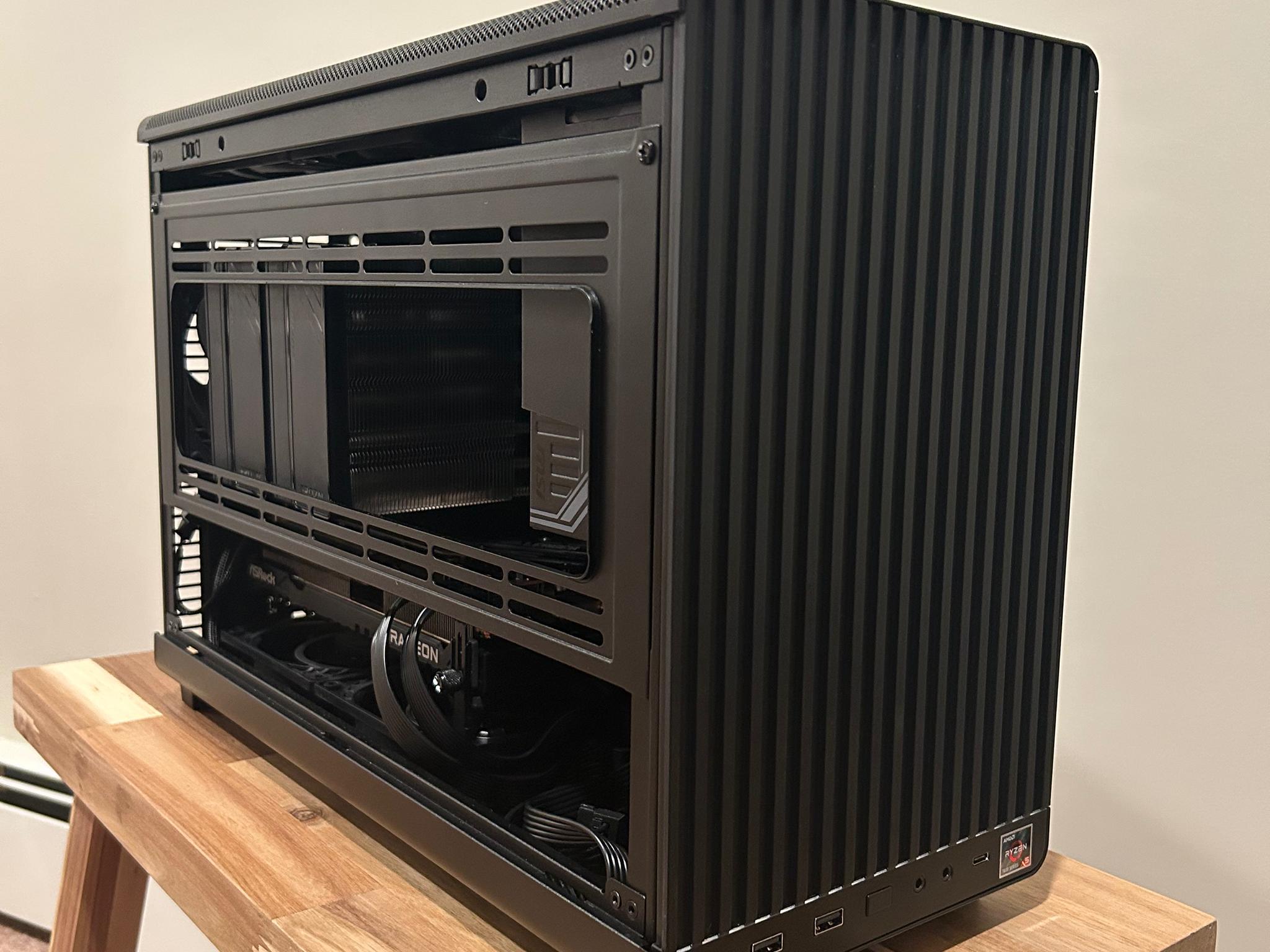 𝙉𝙞𝙣𝙟𝙖 - Small 1440p Silent Monster - 7600X/7800 XT/32 GB DDR5/1 TB SSD/W11 Pro