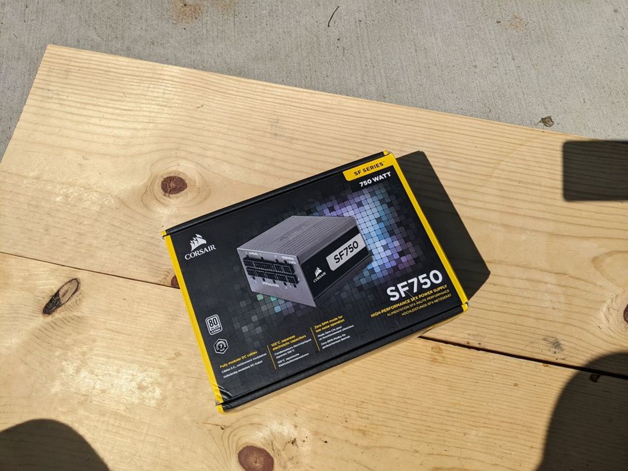 SFX Corsair SF750 Platinum Power Supply