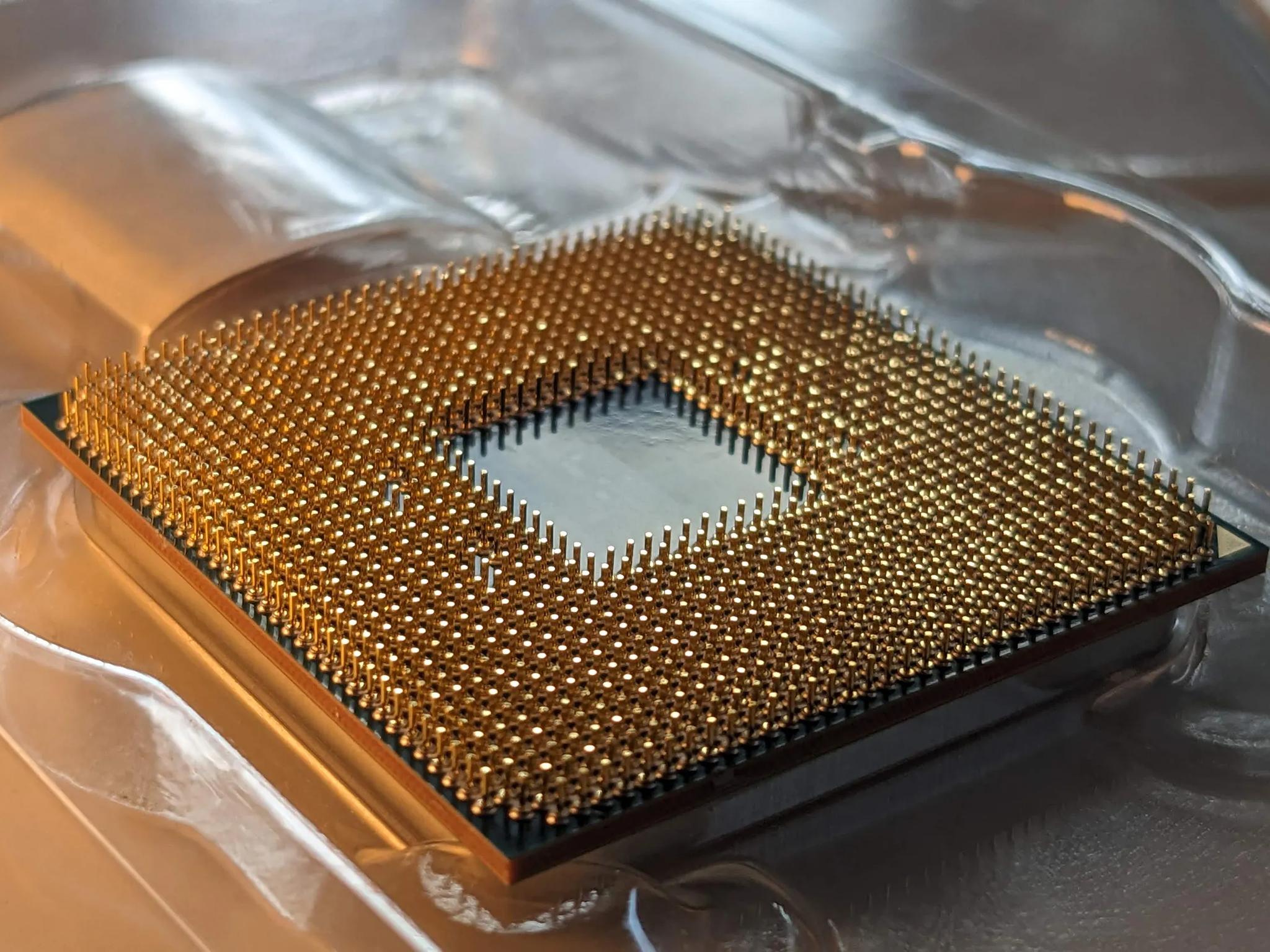 AMD Ryzen 5 5600X 6-core, 12-Thread Desktop Processor