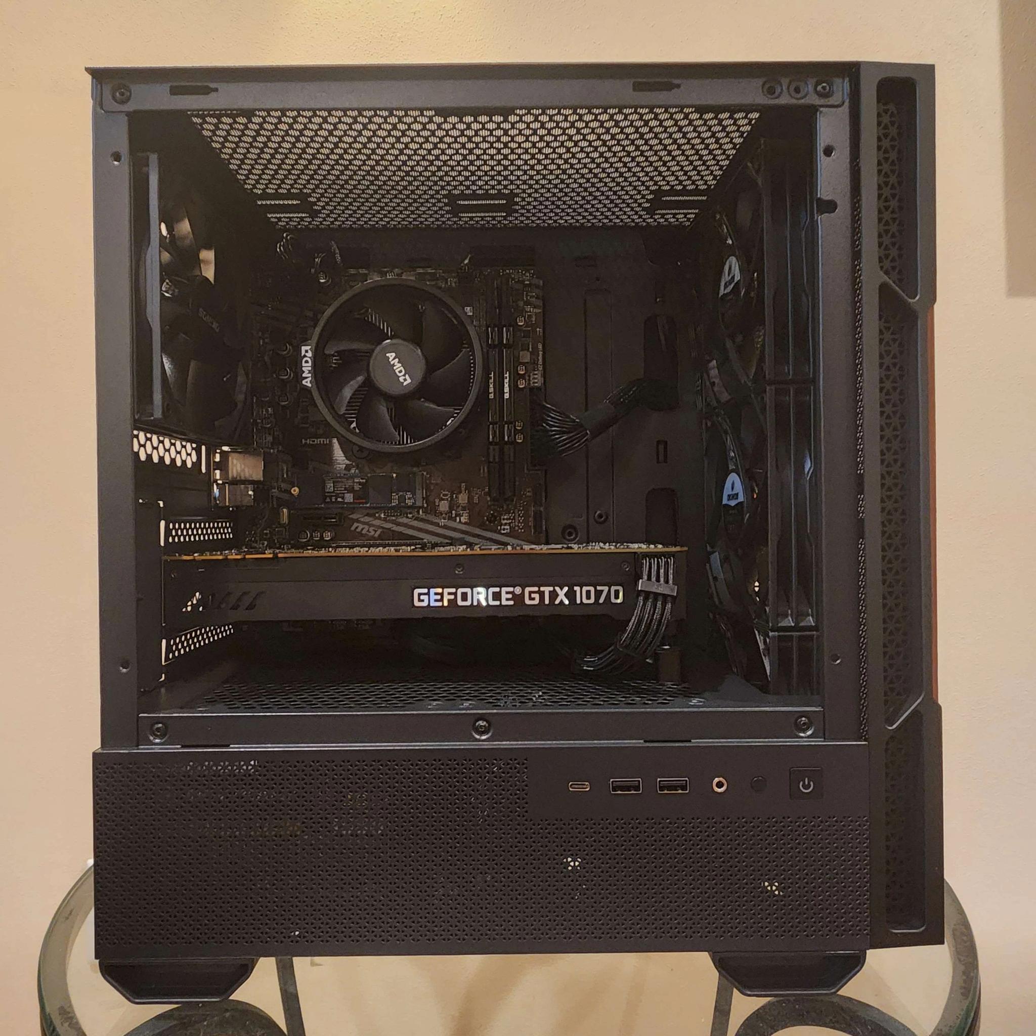 GTX 1070 | Ryzen 5 4500 | 16GB RAM | 500GB SSD | WiFi | Windows 11