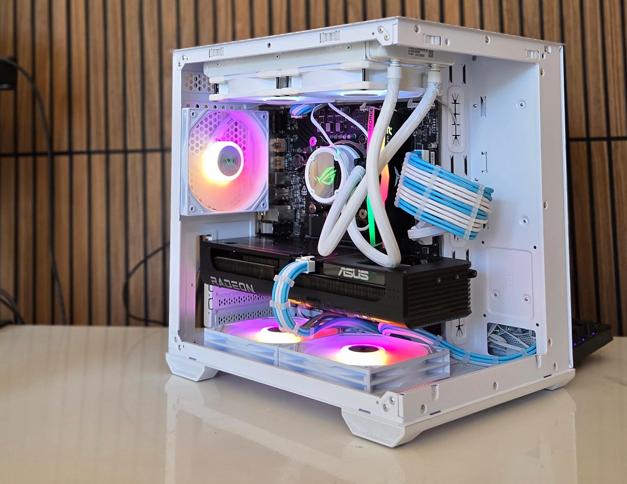 White gaming Pc | RX 9060Xt 16GB | 12600K | DDR4/5 |32GB RAM | 1TB | Windows 11 |