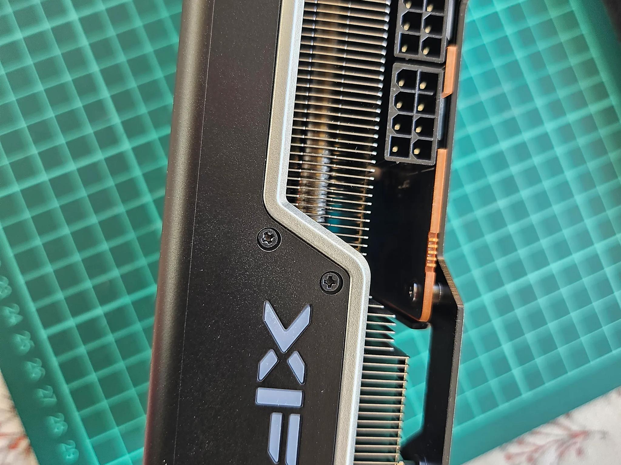 *LIKE NEW* XFX Speedster MERC310 Radeon 7900 XT Ultra