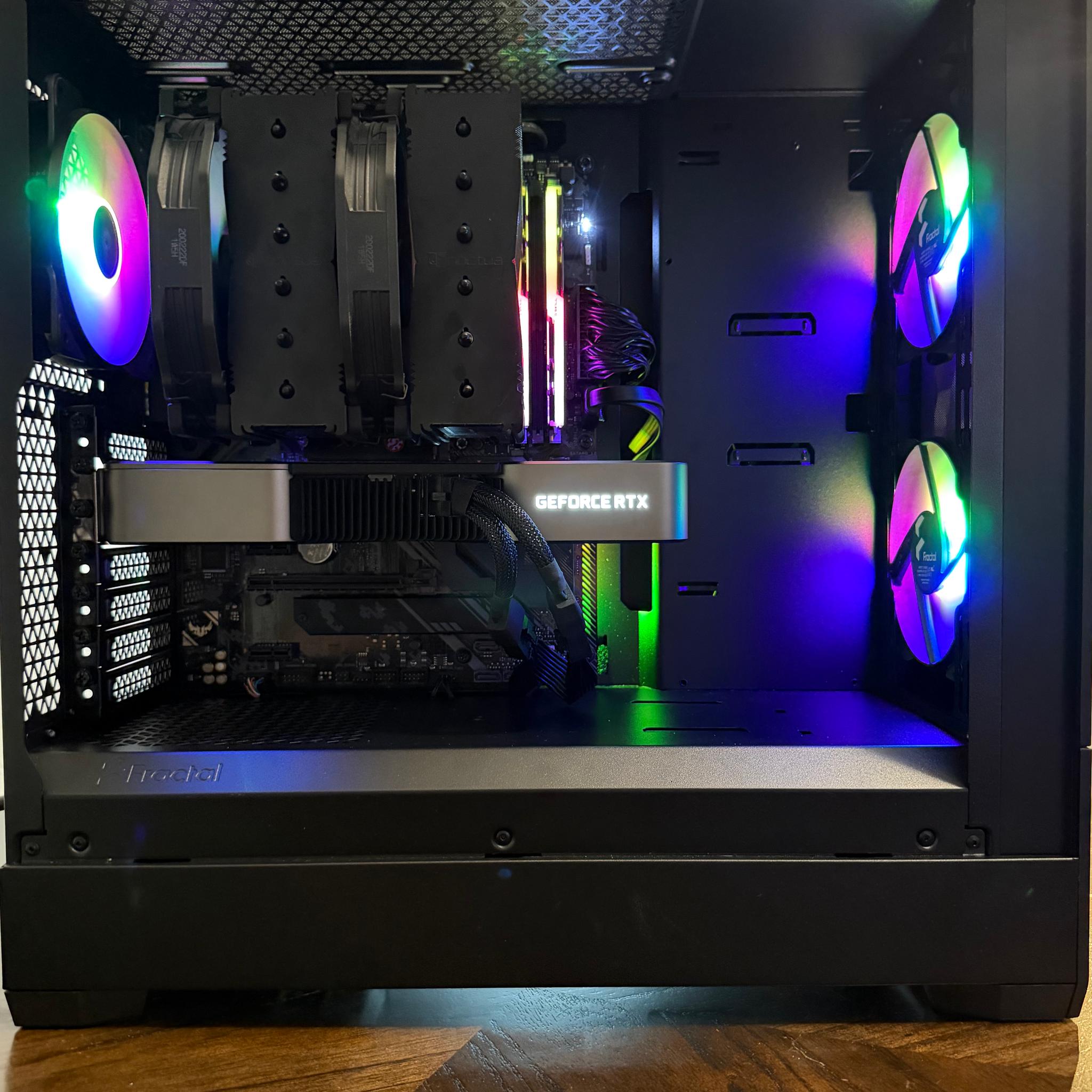 High-End Gaming PC – RTX 3080 Ti FE – Ryzen 7 5800X3D – 32GB RAM – 2TB SSD