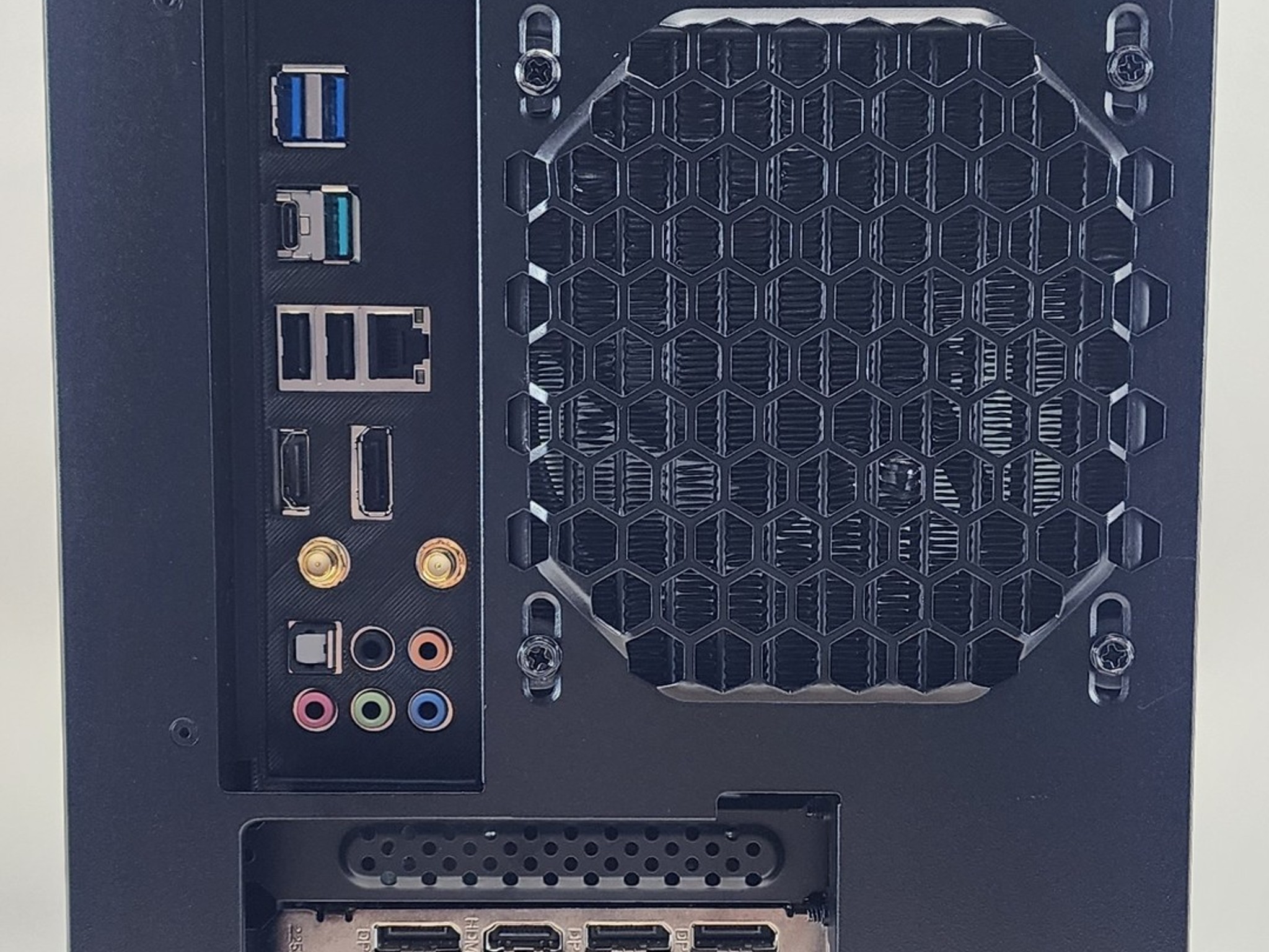 Gaming PC Ryzen 7 3700X 16GB RAM 500GB SSD RX 5700 8GB Windows 11 Computer