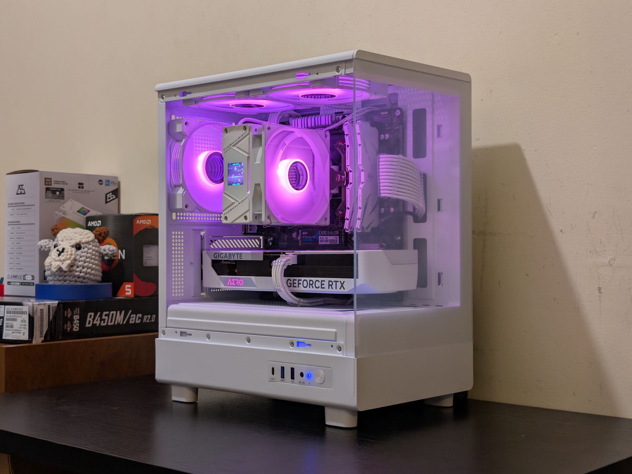 🦢🤍 White Gaming PC | RTX 4060Ti | Ryzen 5500 | 1TB SSD | 32GB RAM | WiFi 6 & Bluetooth 🤍🦢