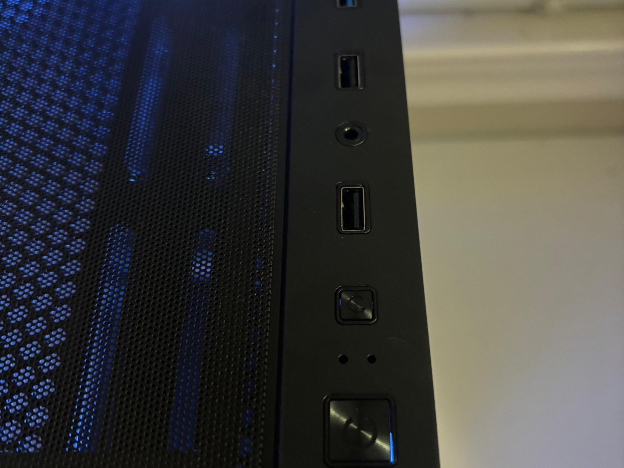 RTX 2060 | Ryzen 7 | 32GB RAM | 1TB NVME | WiFi