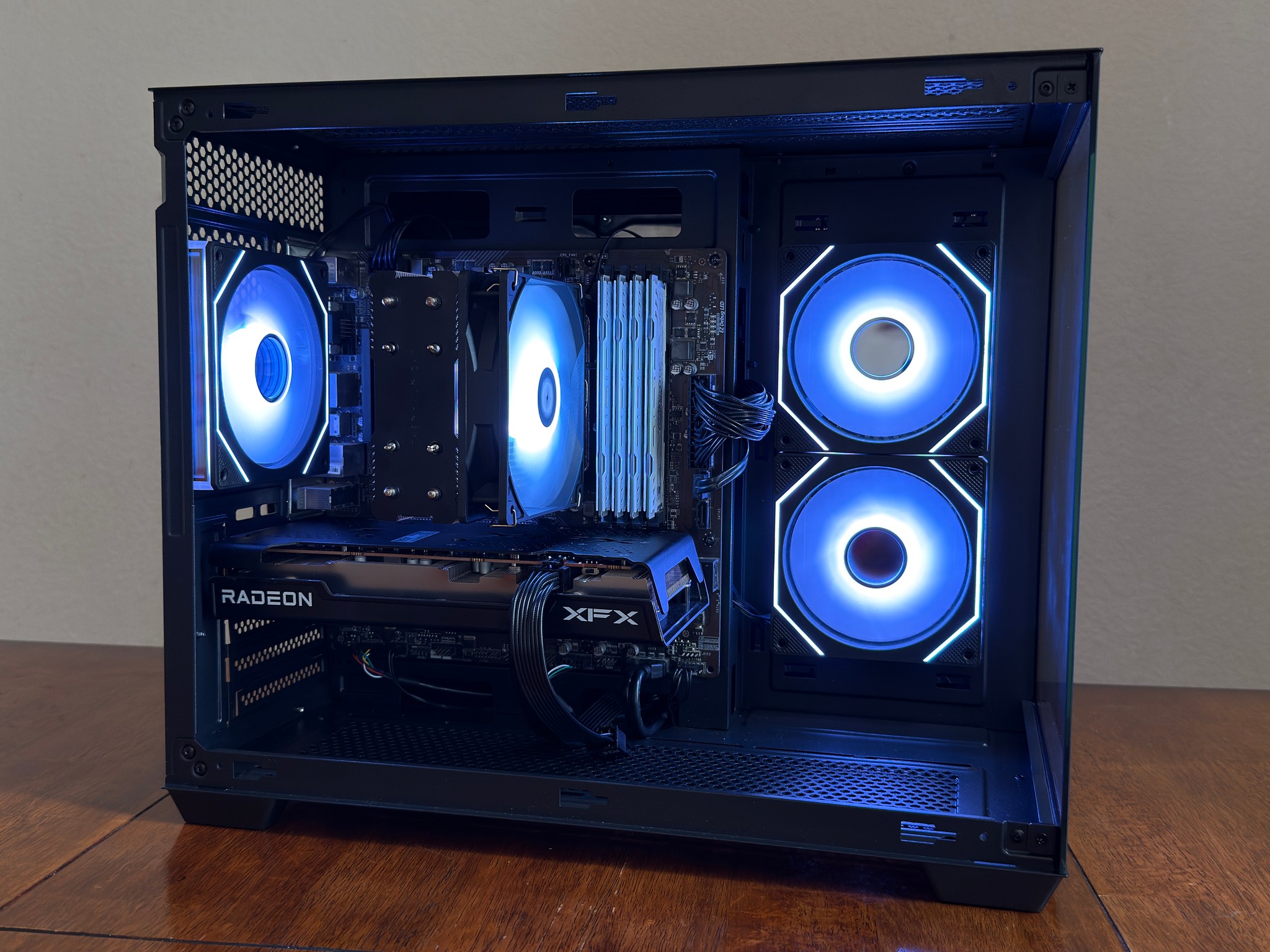 Budget Gaming PC | RX 7600 | Ryzen 2600X | 16GB Ram | 500GB NVME + 1TB HDD | WiFi and BT |Windows 11