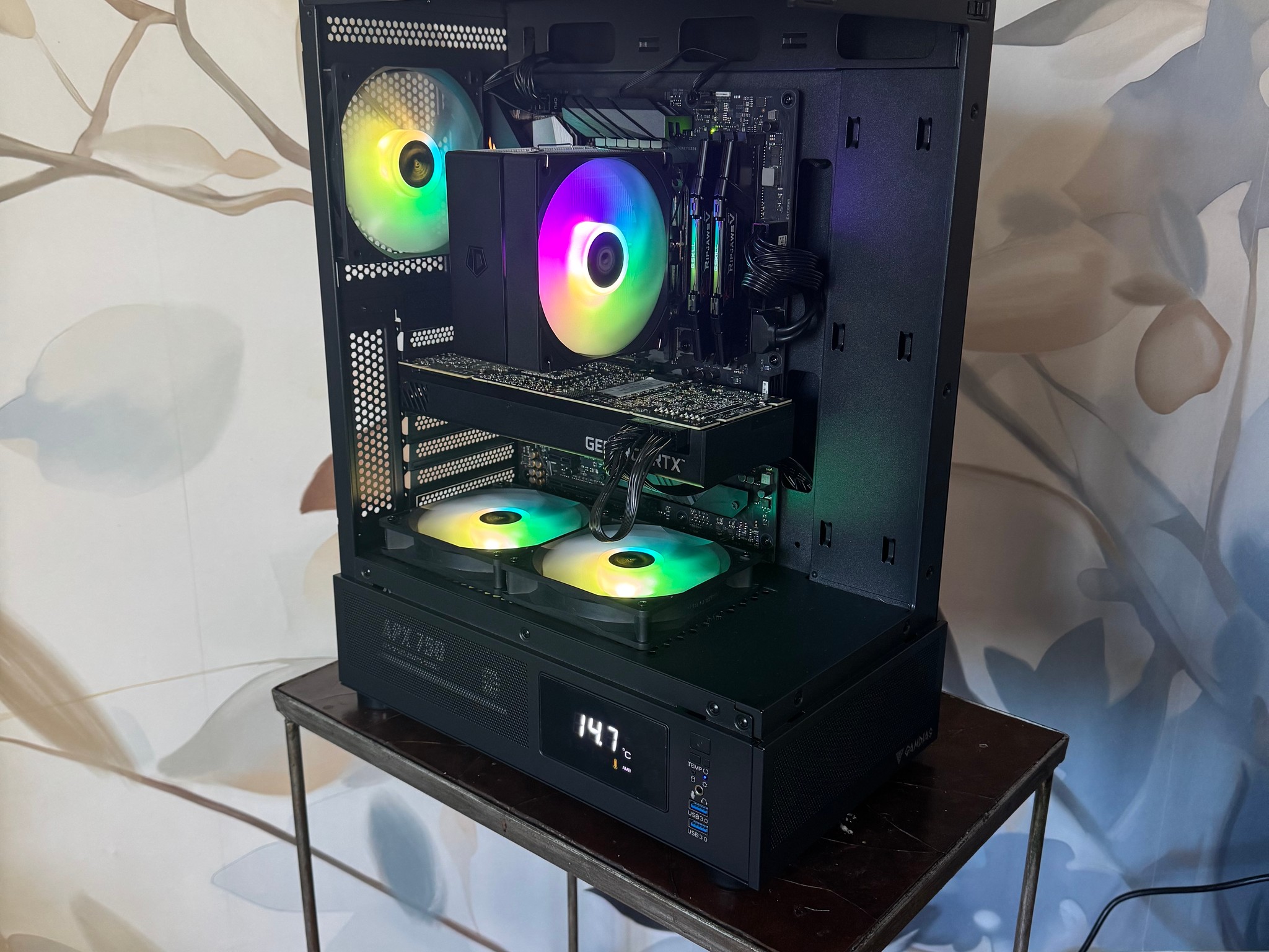 1440p Ultra Gaming Rig - RTX 2080 Ti (11GB) / Ryzen 5600X / 32GB RAM / 2TB SSD
