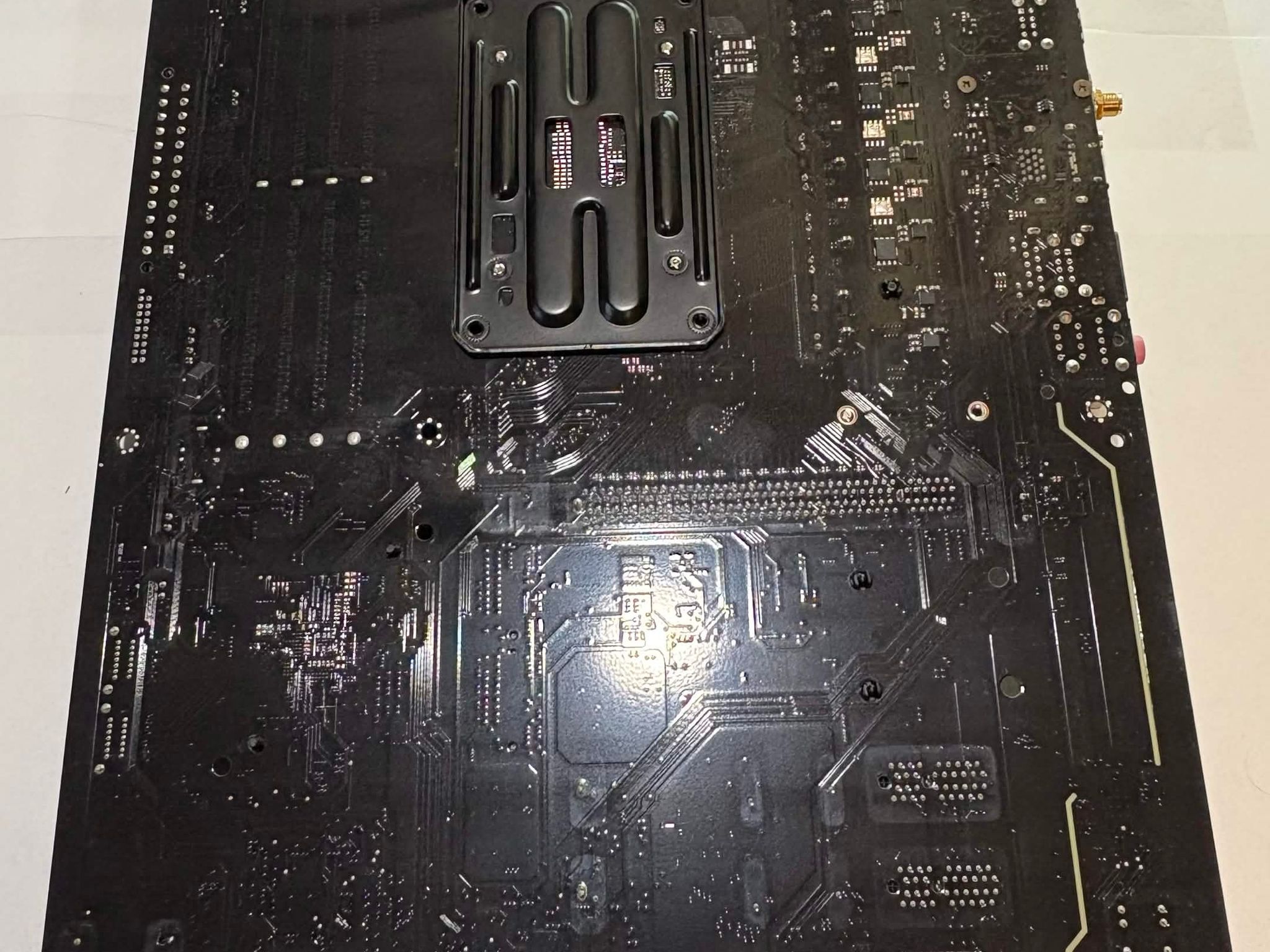 Gigabyte B650 UD AC AM5 ATX Motherboard | DDR5 | WiFi AC | Ryzen 7000/8000/9000