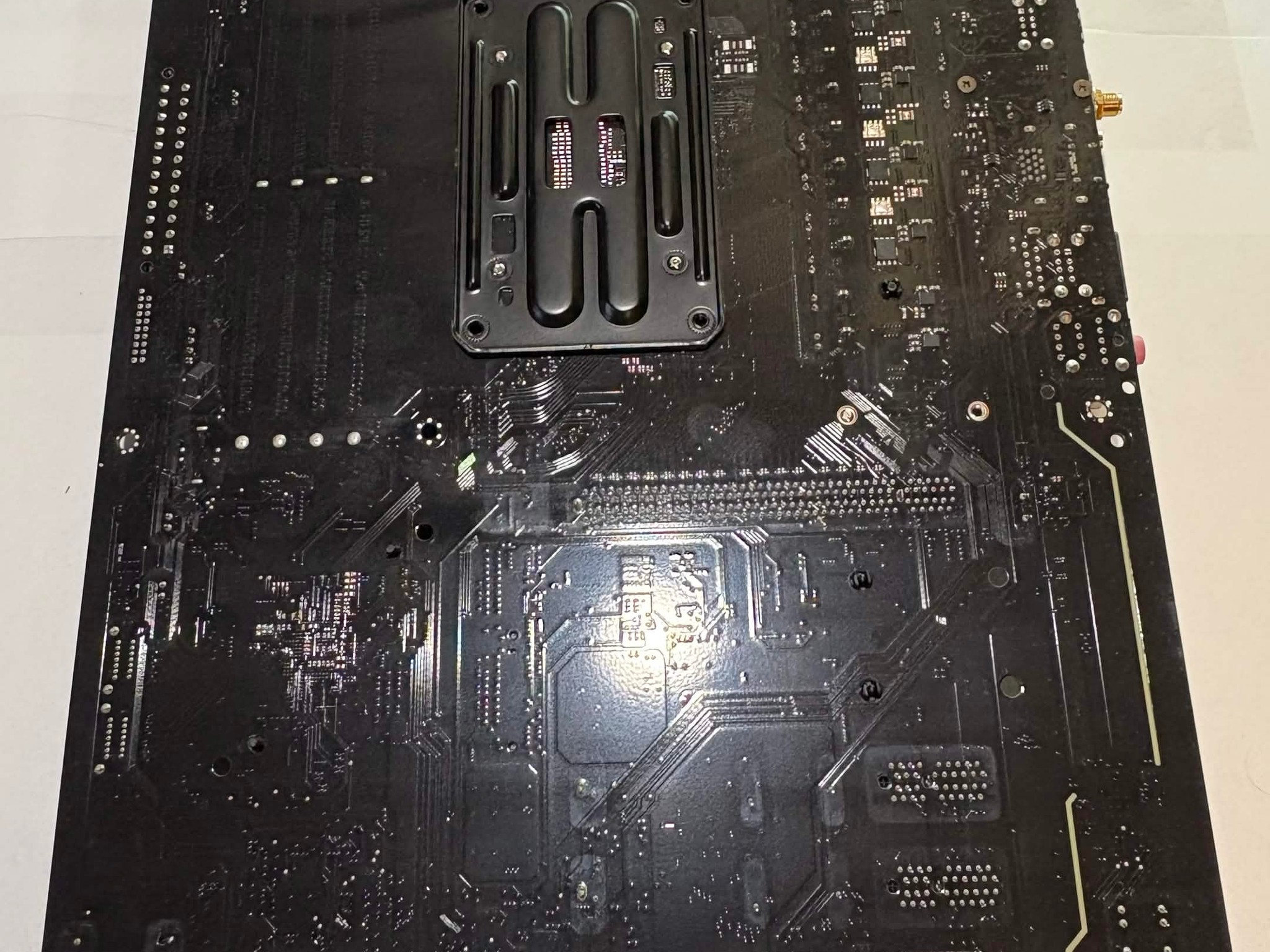 Gigabyte B650 UD AC AM5 ATX Motherboard | DDR5 | WiFi AC | Ryzen 7000/8000/9000